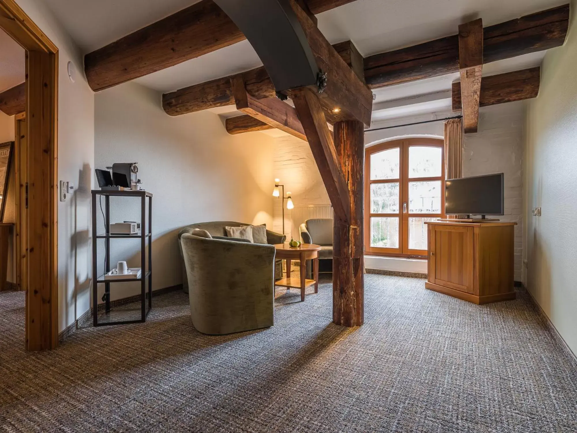 Photo of the whole room, Seating Area in Romantik Hotel Reichshof