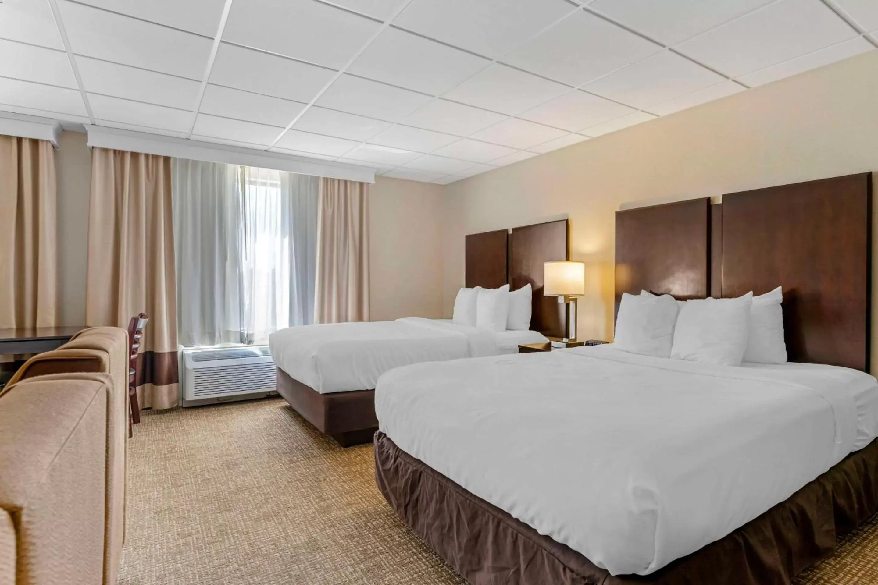 Bedroom, Bed in Comfort Inn & Suites