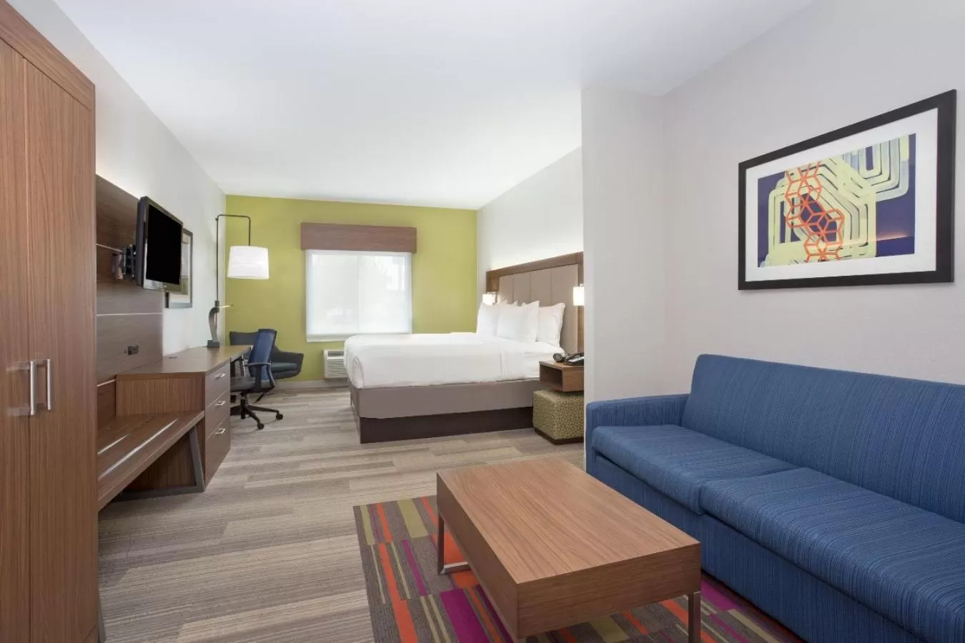 Bed in Holiday Inn Express & Suites Amarillo by IHG