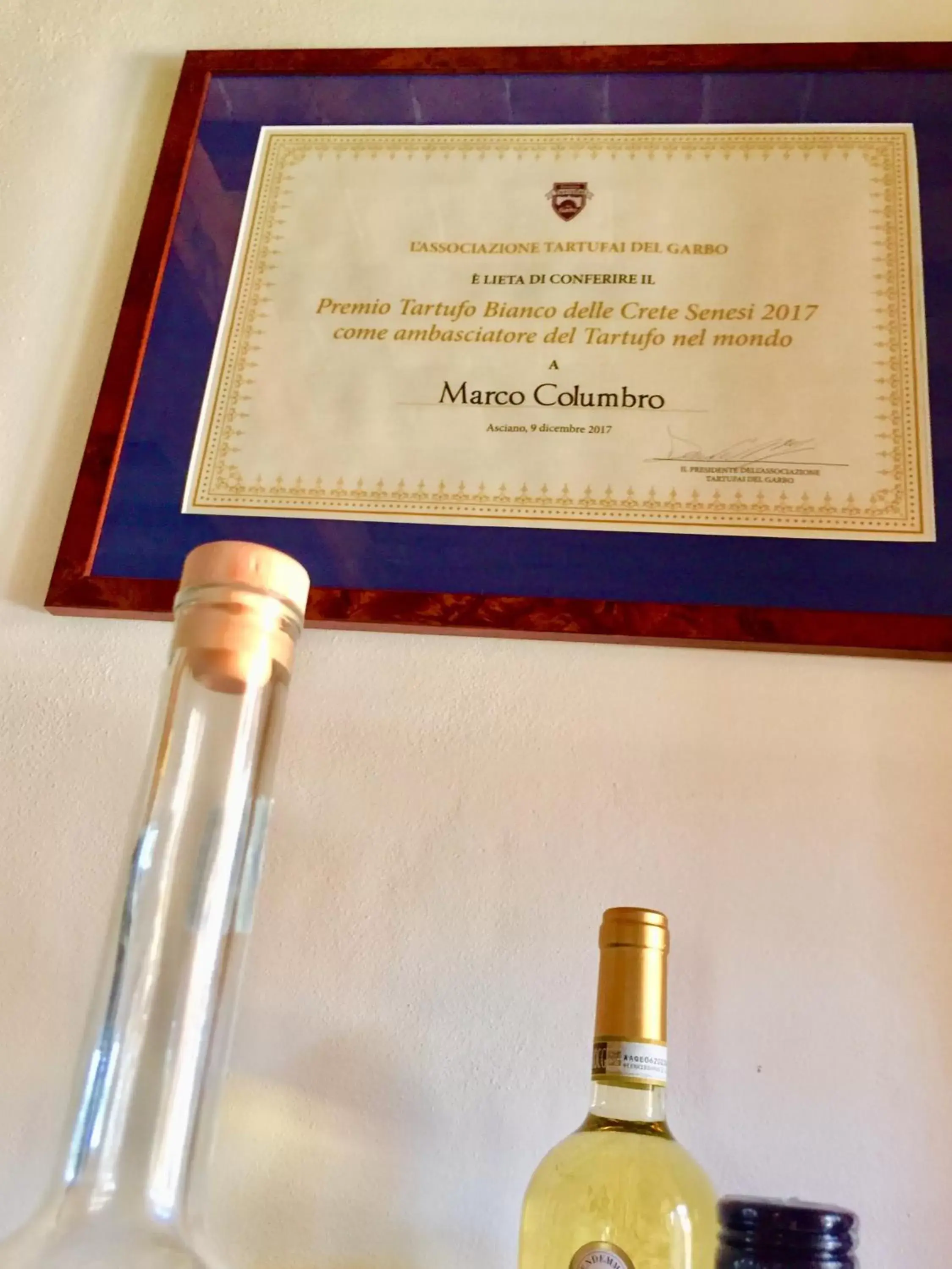 Certificate/Award in Locanda Vesuna