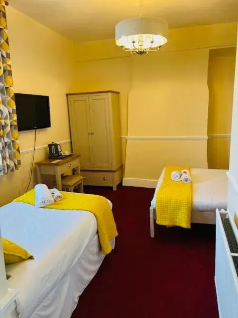 Bed in Crown Hotel Brackley