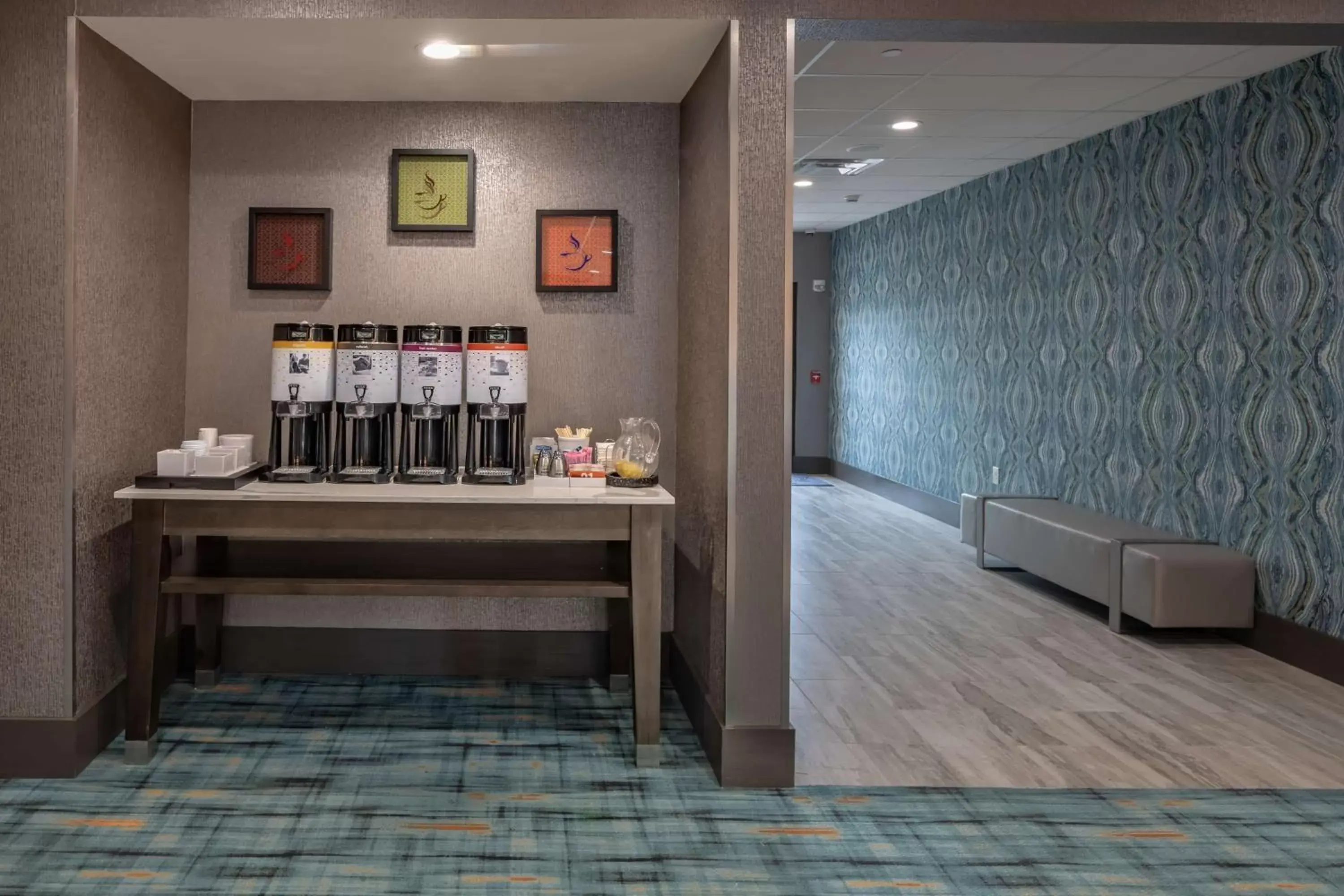 Lobby or reception in Hampton Inn & Suites Dallas/Plano Central Lobby or reception in Hampton Inn & Suites Dallas/Plano Central