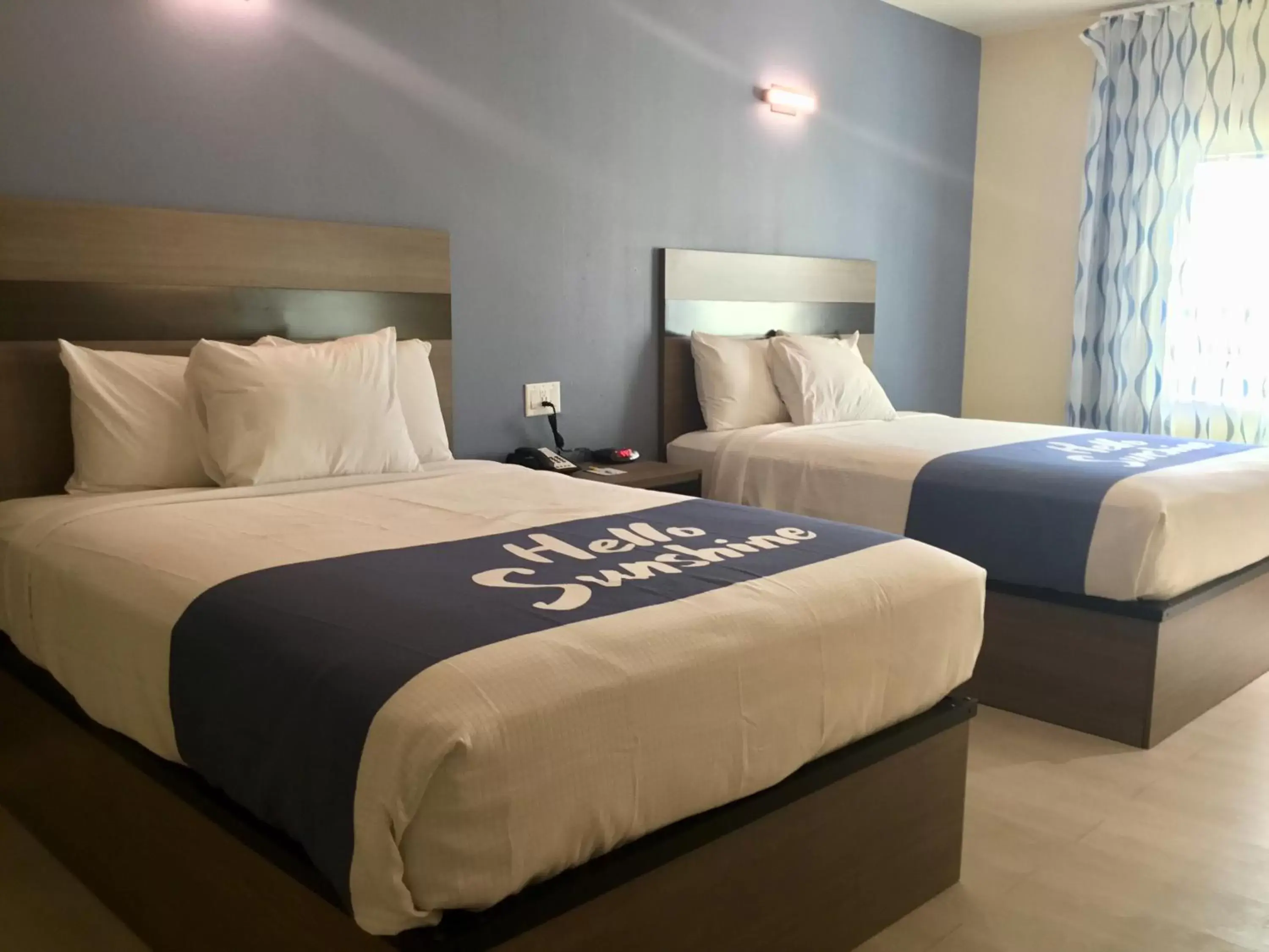Queen Room with Two Queen Beds - Hearing Accessible/Non-Smoking in Days Inn by Wyndham Freeport Queen Room with Two Queen Beds - Hearing Accessible/Non-Smoking in Days Inn by Wyndham Freeport