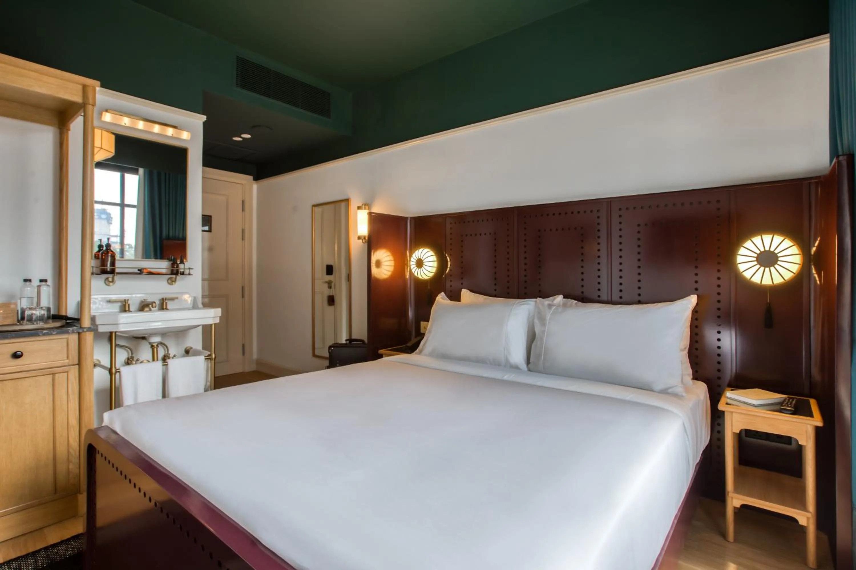 Bed in The Chow Kit - an Ormond Hotel