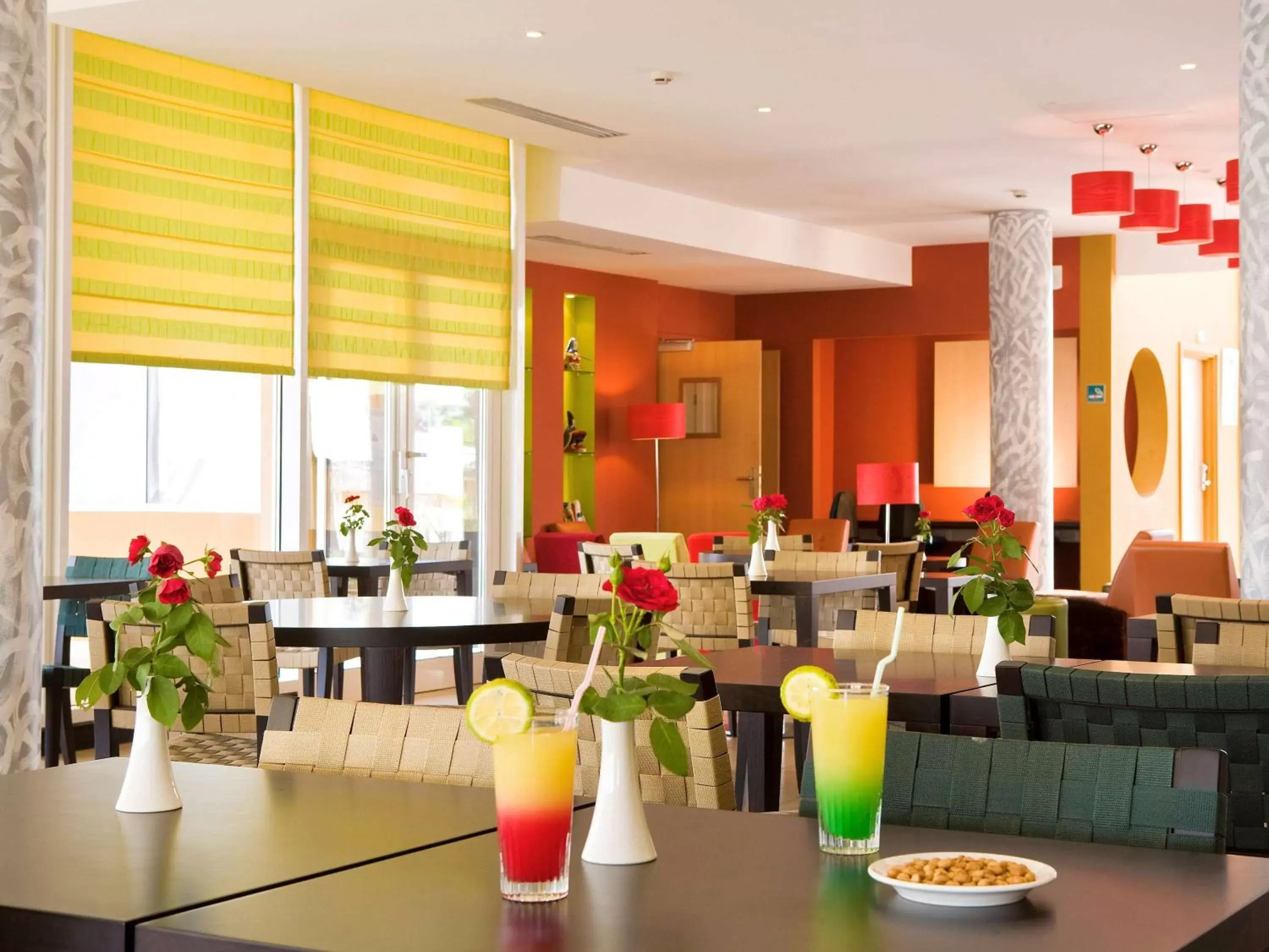 Property building, Restaurant/Places to Eat in Ibis Cotonou