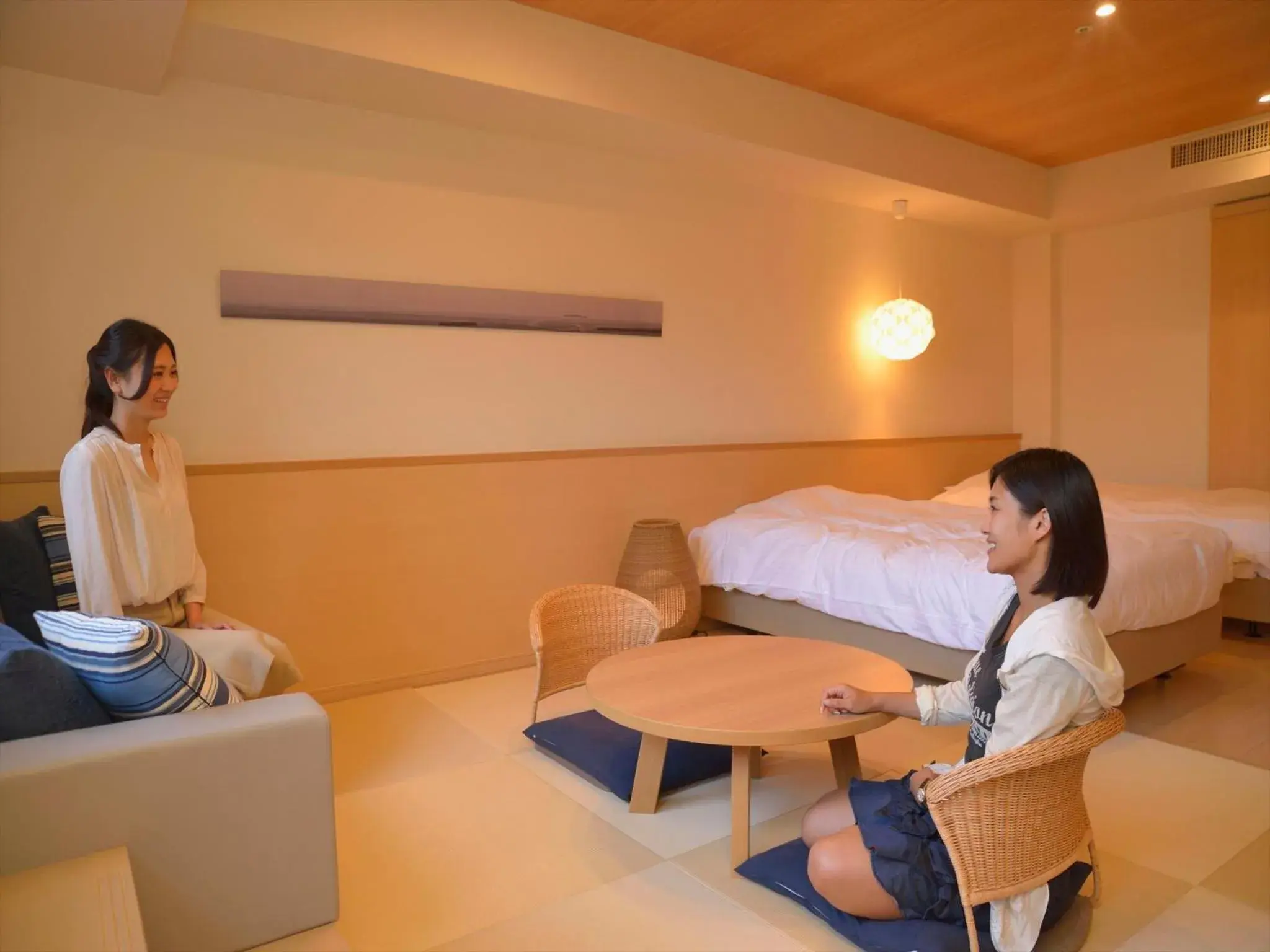 People, Bed in Atami Seaside Spa & Resort People, Bed in Atami Seaside Spa & Resort