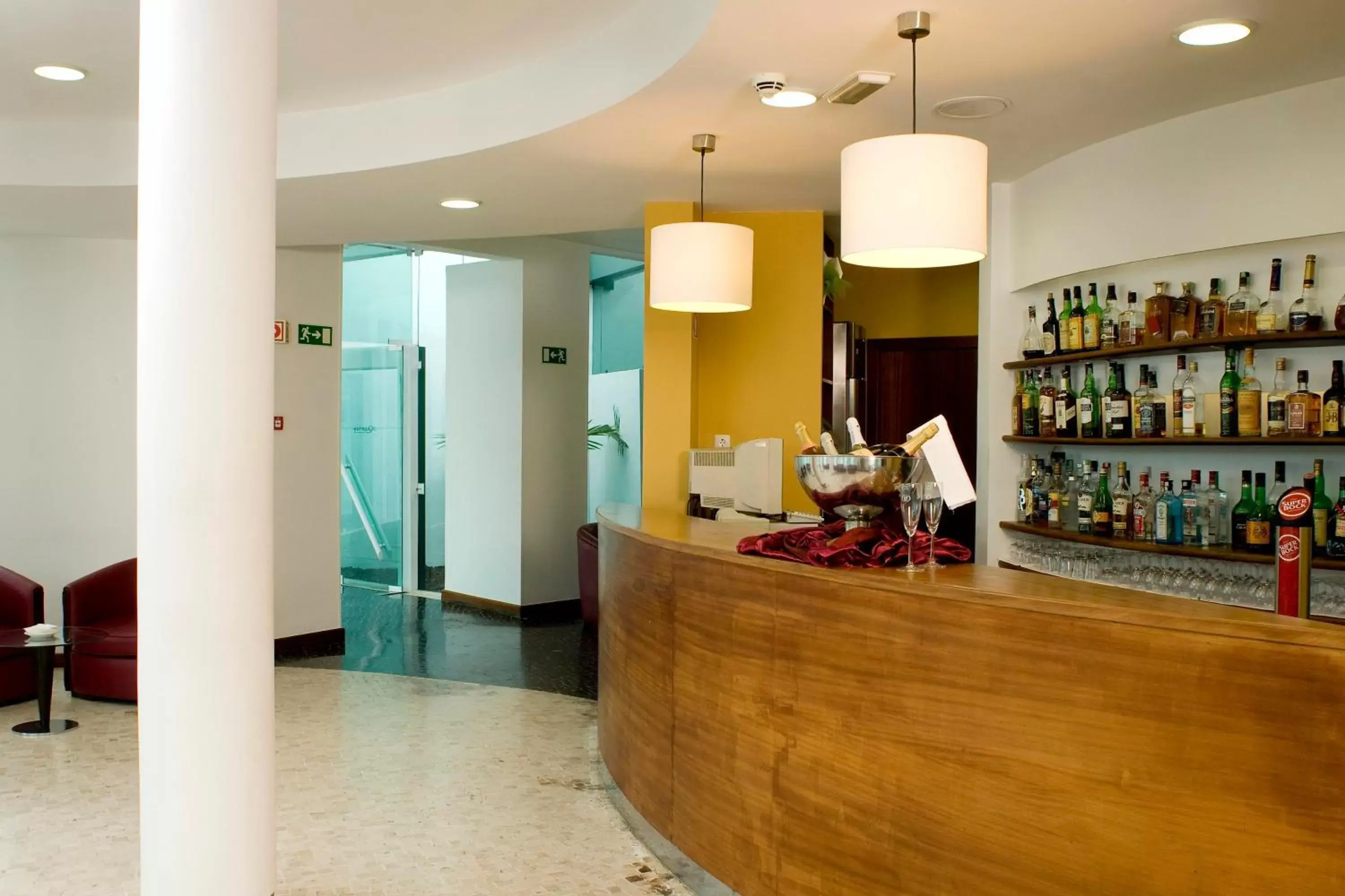 Lounge or bar in Leziria Parque Hotel