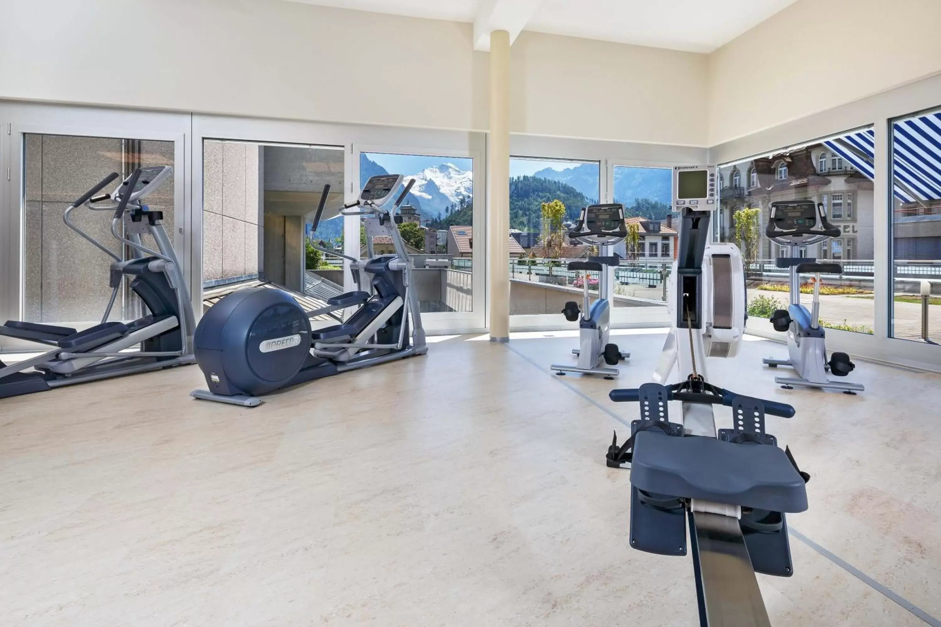 Fitness centre/facilities, Fitness Center/Facilities in Metropole Swiss Quality Hotel