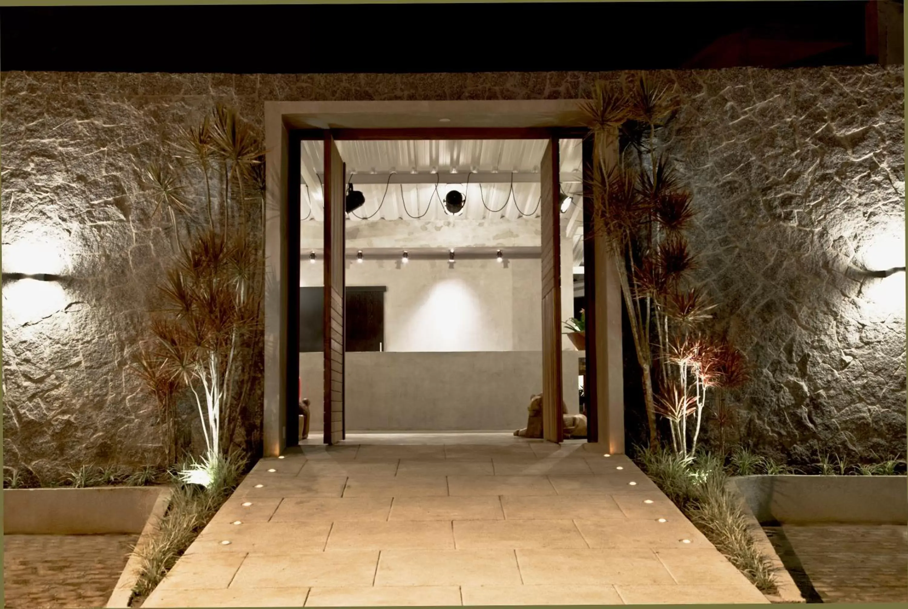 Facade/entrance in Armação dos Búzios Pousada Design