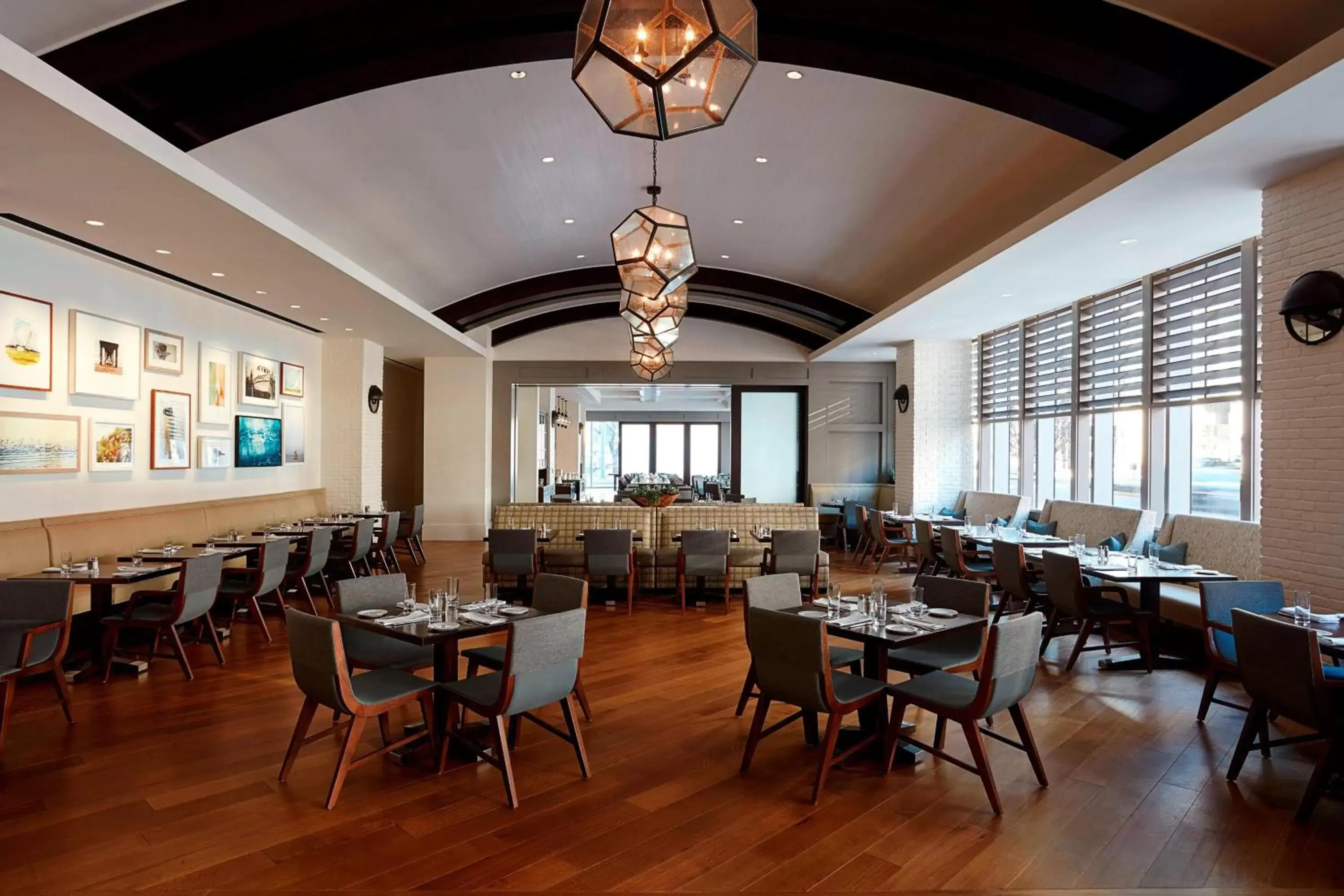 Kitchen or kitchenette, Restaurant/Places to Eat in Marriott Marquis Houston