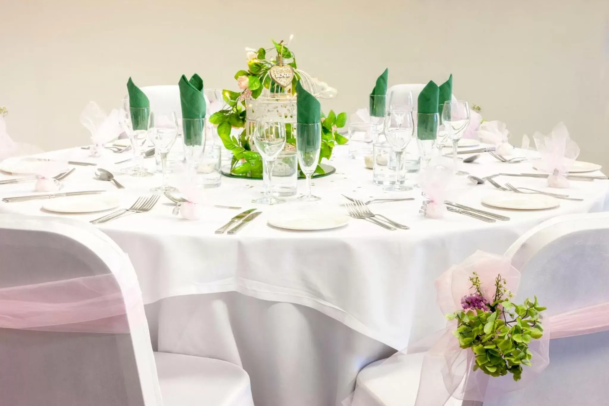 Banquet/Function facilities, Banquet Facilities in Holiday Inn Rochester-Chatham, an IHG Hotel