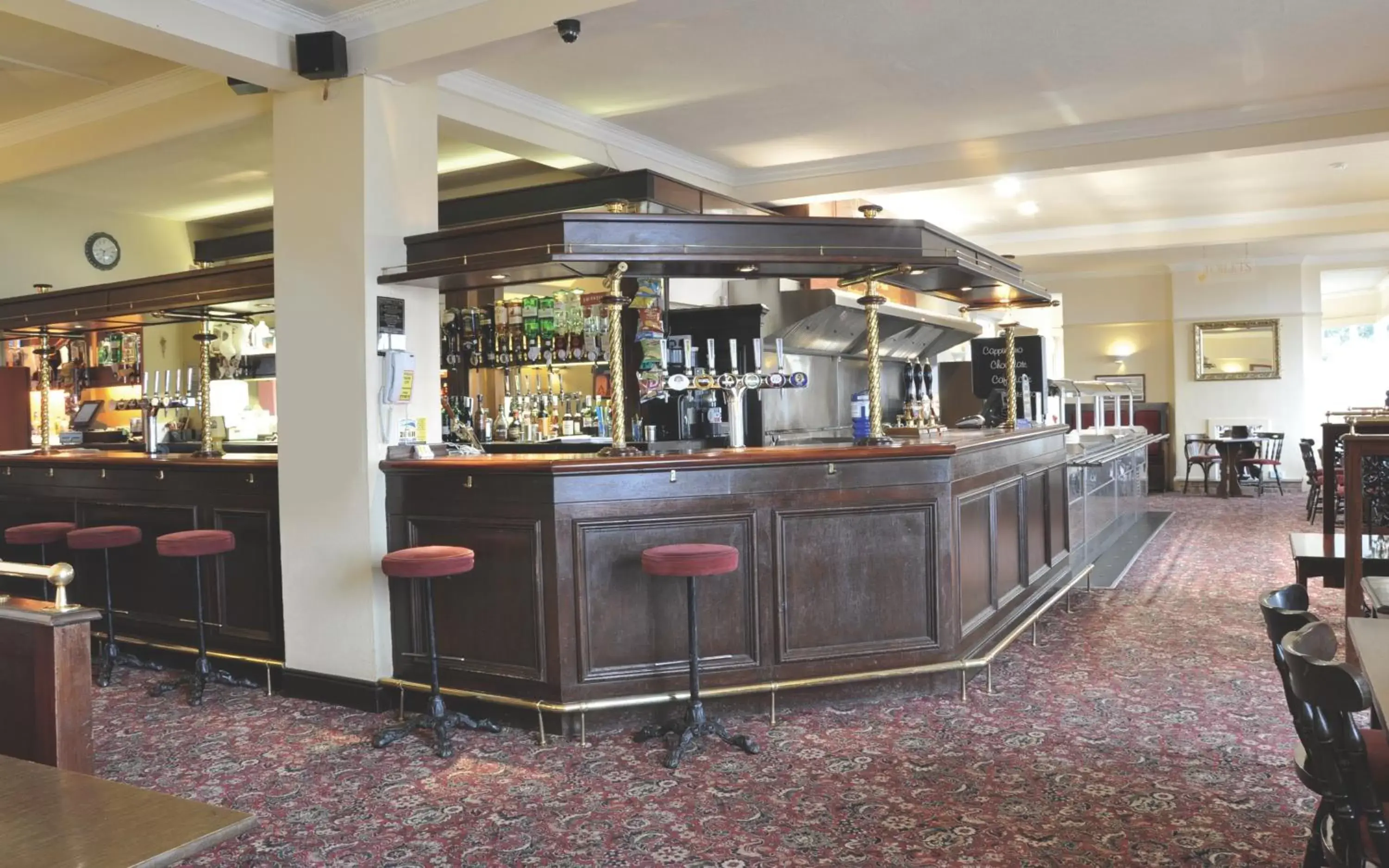 Lounge or bar, Lounge/Bar in Babbacombe Royal Hotel and Carvery