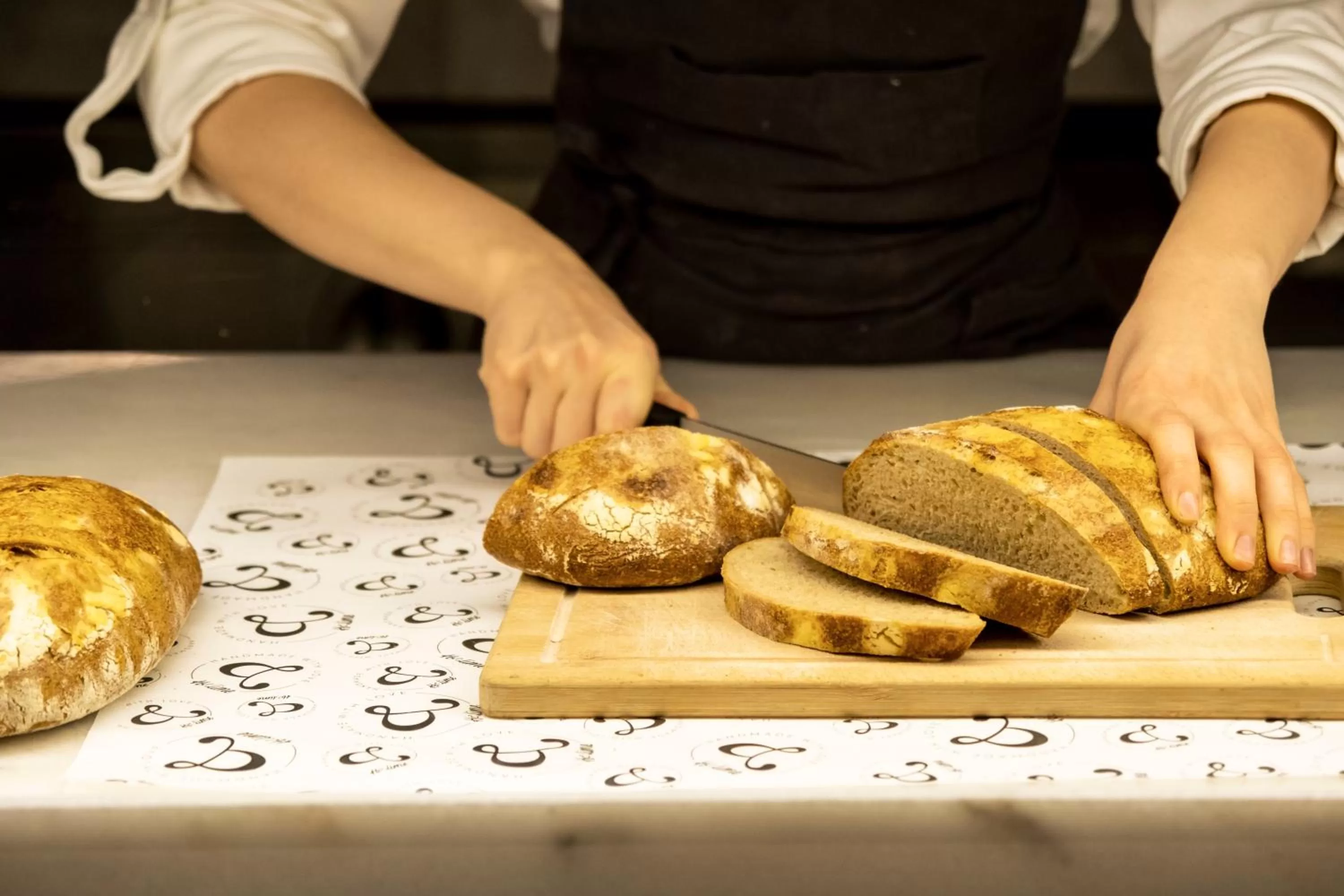 Restaurant/places to eat in Stayso The House Hotel