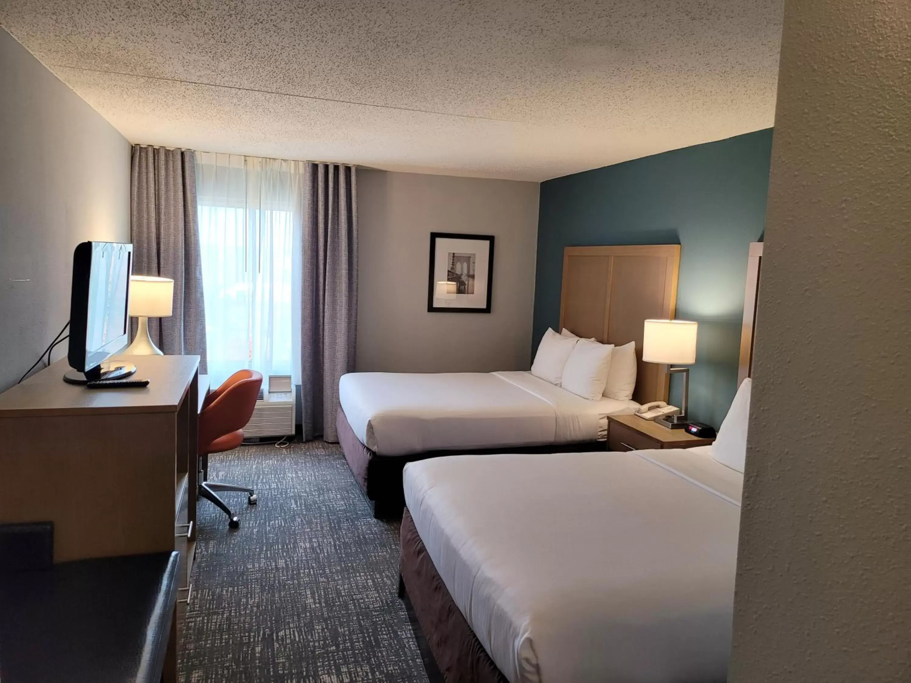 Photo of the whole room in Comfort Inn & Suites Alexandria West