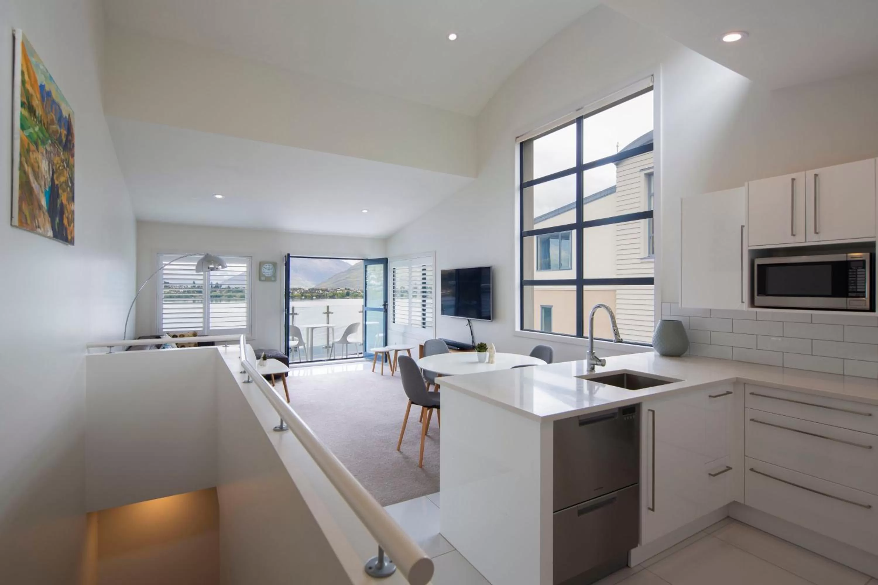 Kitchen or kitchenette in Mantra The Point