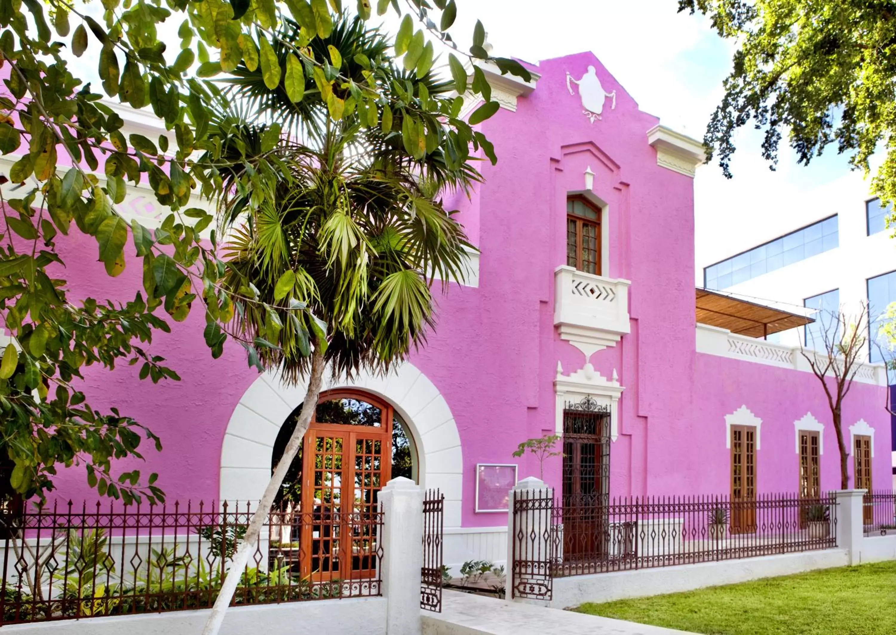 Property Building in Rosas & Xocolate Boutique Hotel and Spa Merida, a Member of Design Hotels