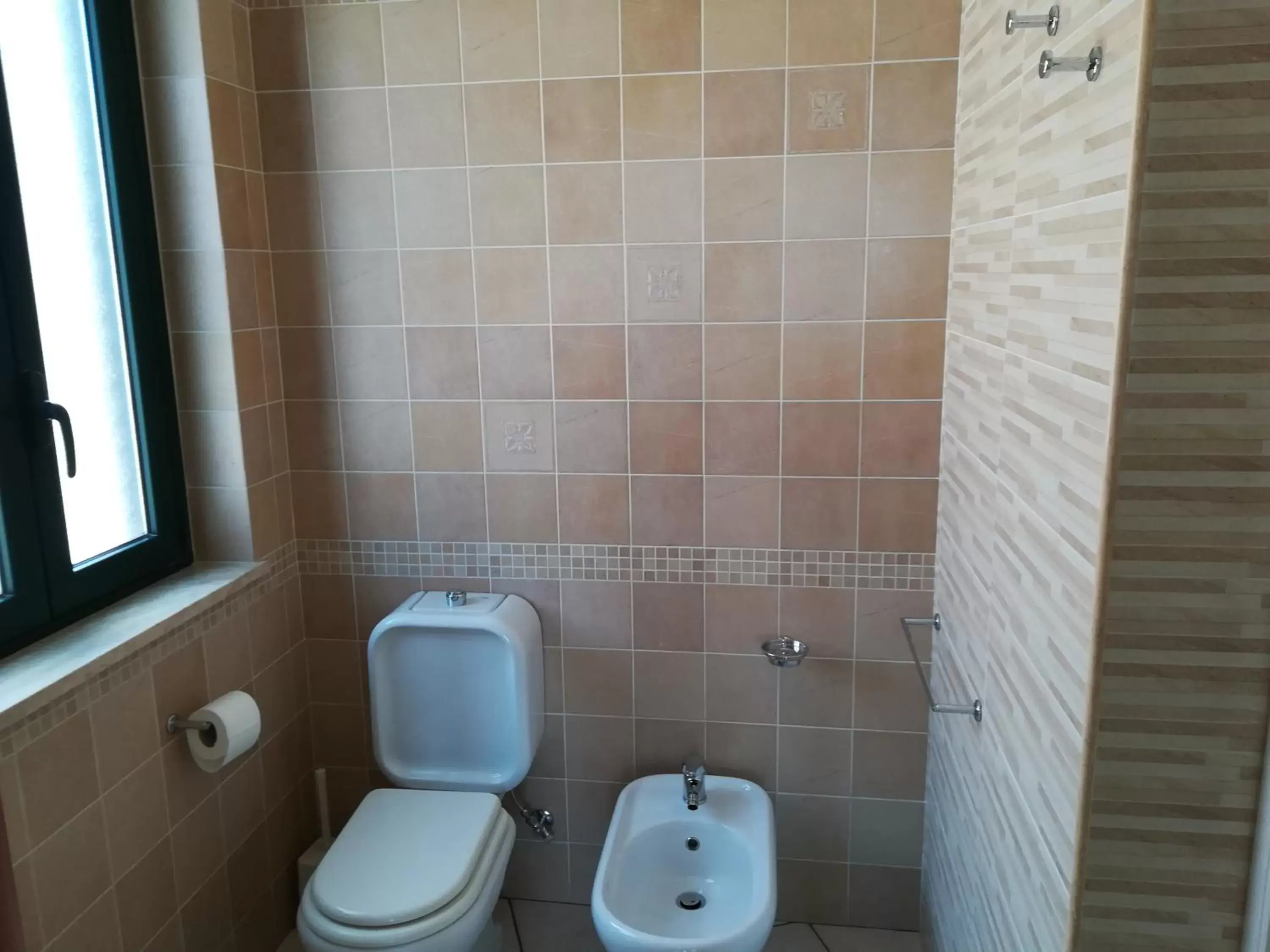 Bathroom in La Collina Capo d'Orlando