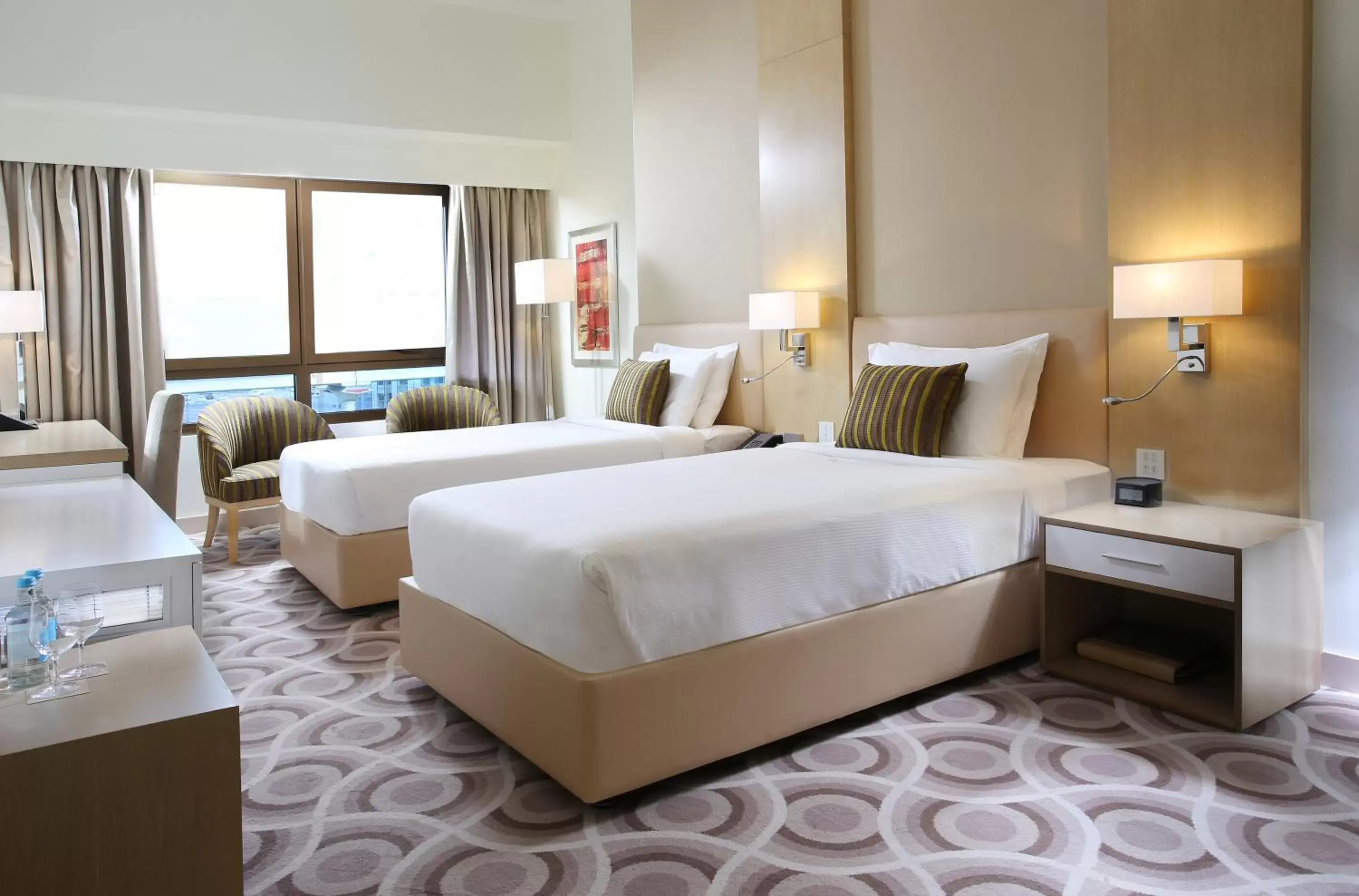 Bed in Metropolitan Hotel Dubai