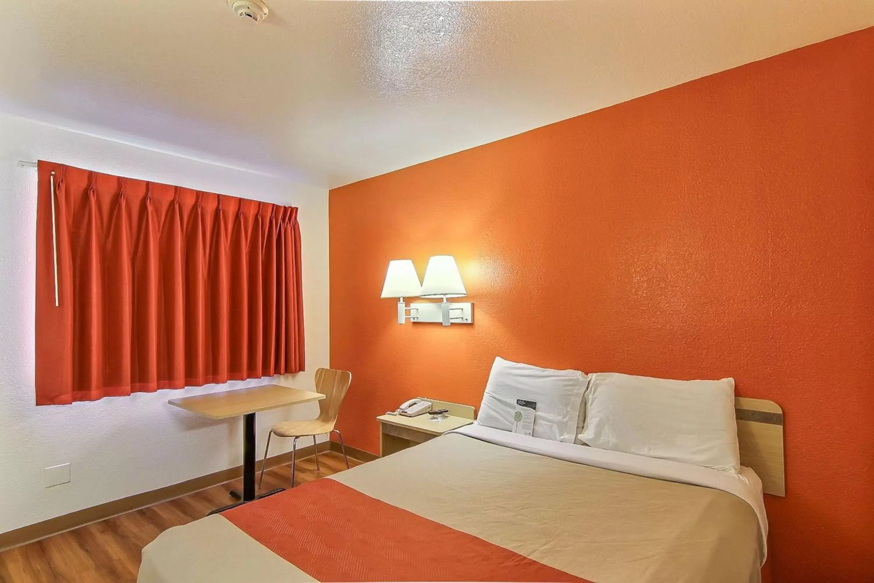Bedroom, Bed in Motel 6-Lompoc, CA