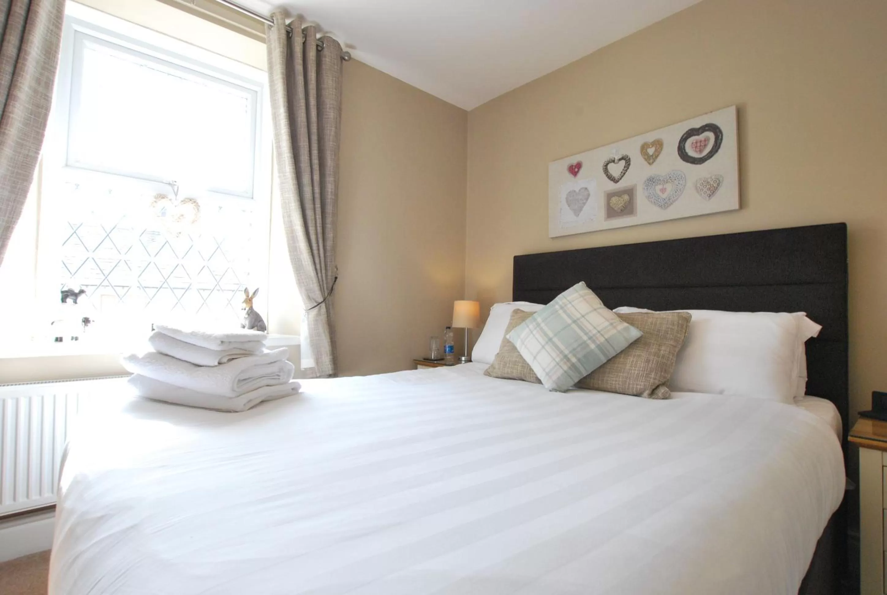 Double Room with Private Bathroom in The Punchbowl country inn