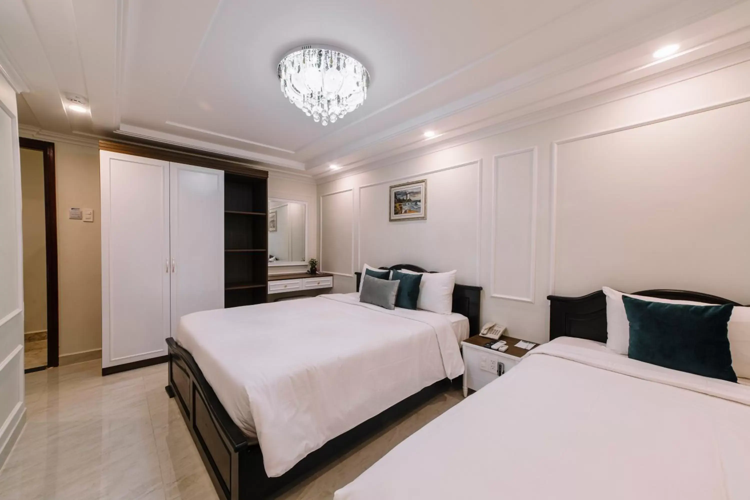 Deluxe Family No Window in Saigon Hanoi Central Hotel Deluxe Family No Window in Saigon Hanoi Central Hotel