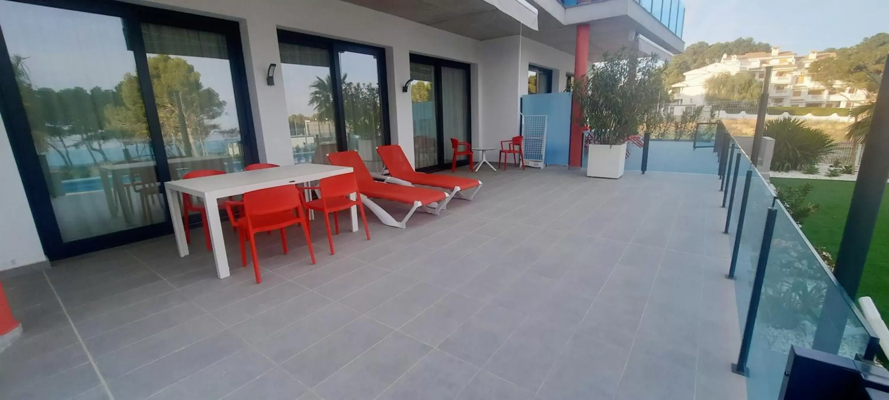 AZAHAR BEACH Apartments & Spa