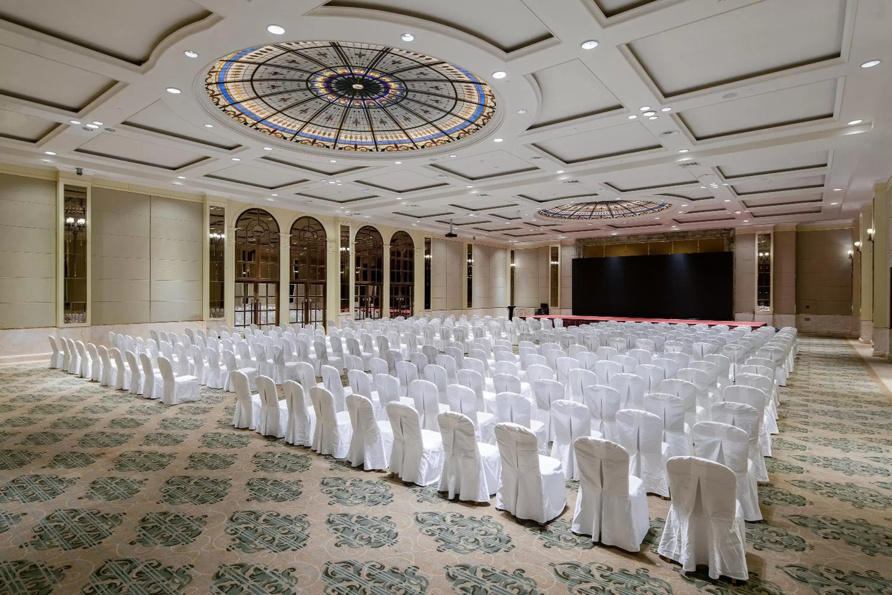 Meeting/conference room, Banquet Facilities in Crowne Plaza Resort Sanya Bay, an IHG Hotel