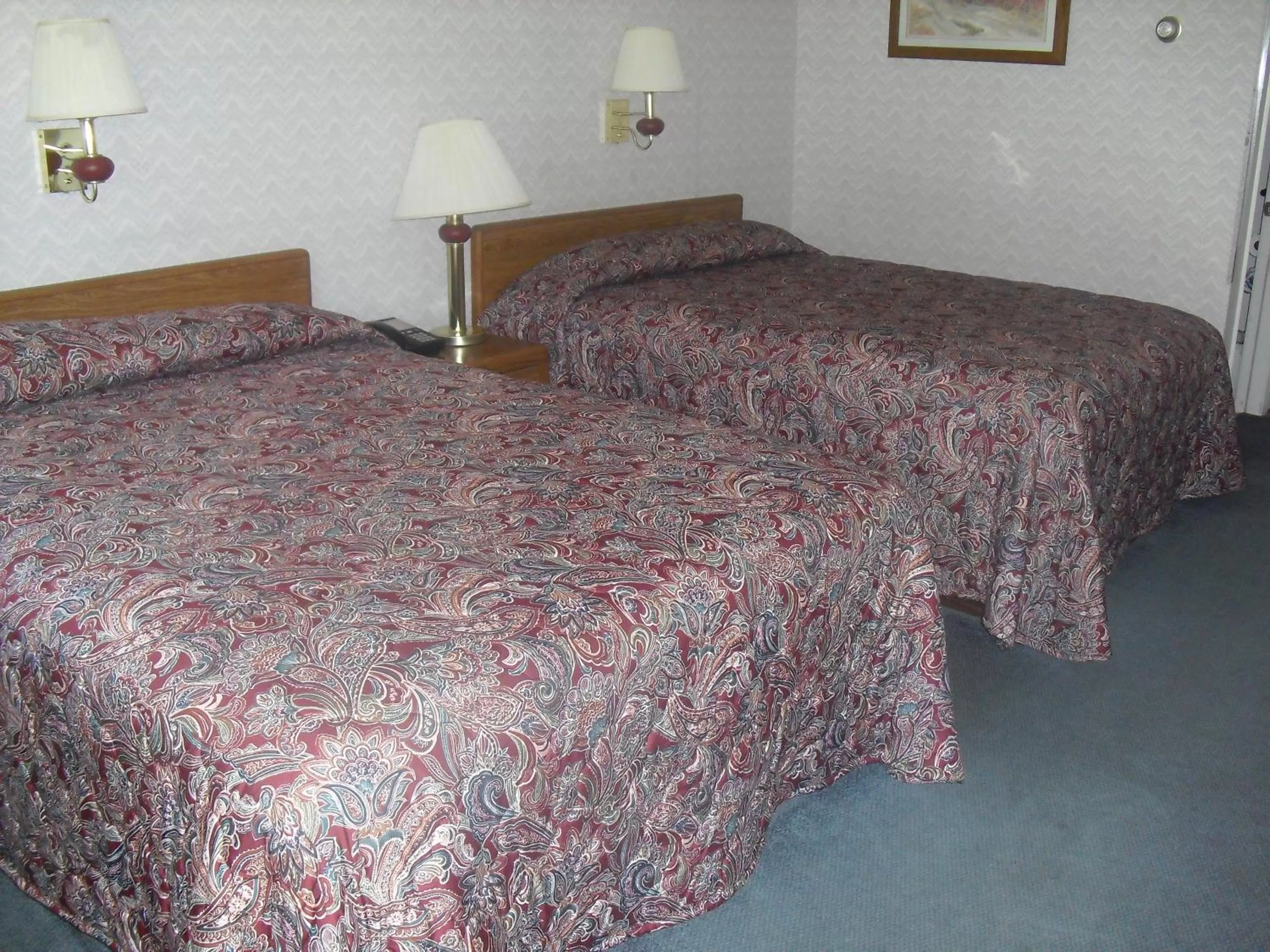 Bed in Creekside Lodge