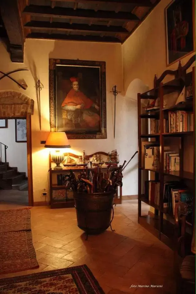 Library in Castello di Cernusco Lombardone