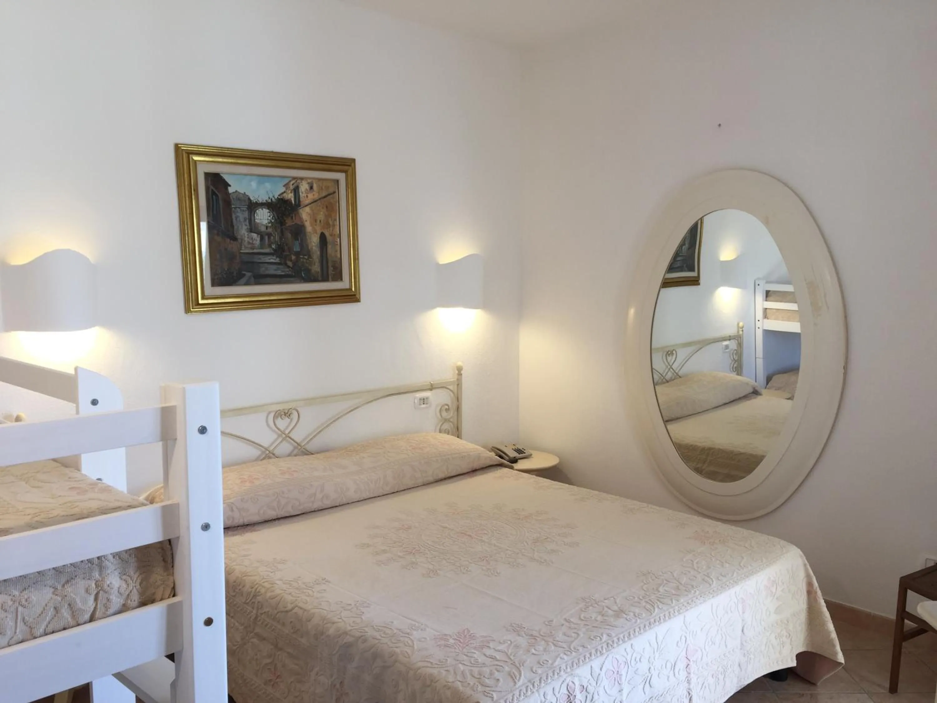 Photo of the whole room, Bed in Palau City Hotel