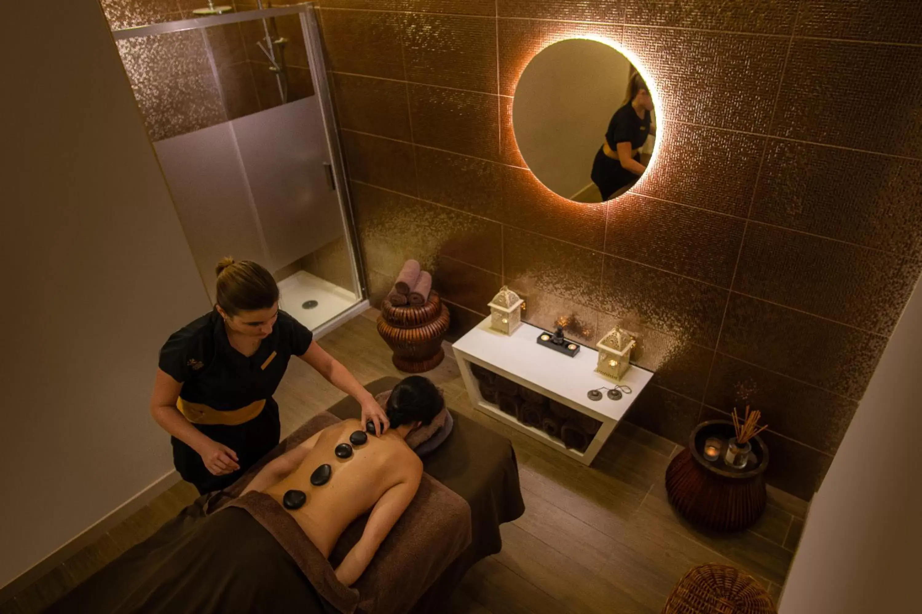 Massage in Monte Santo Resort