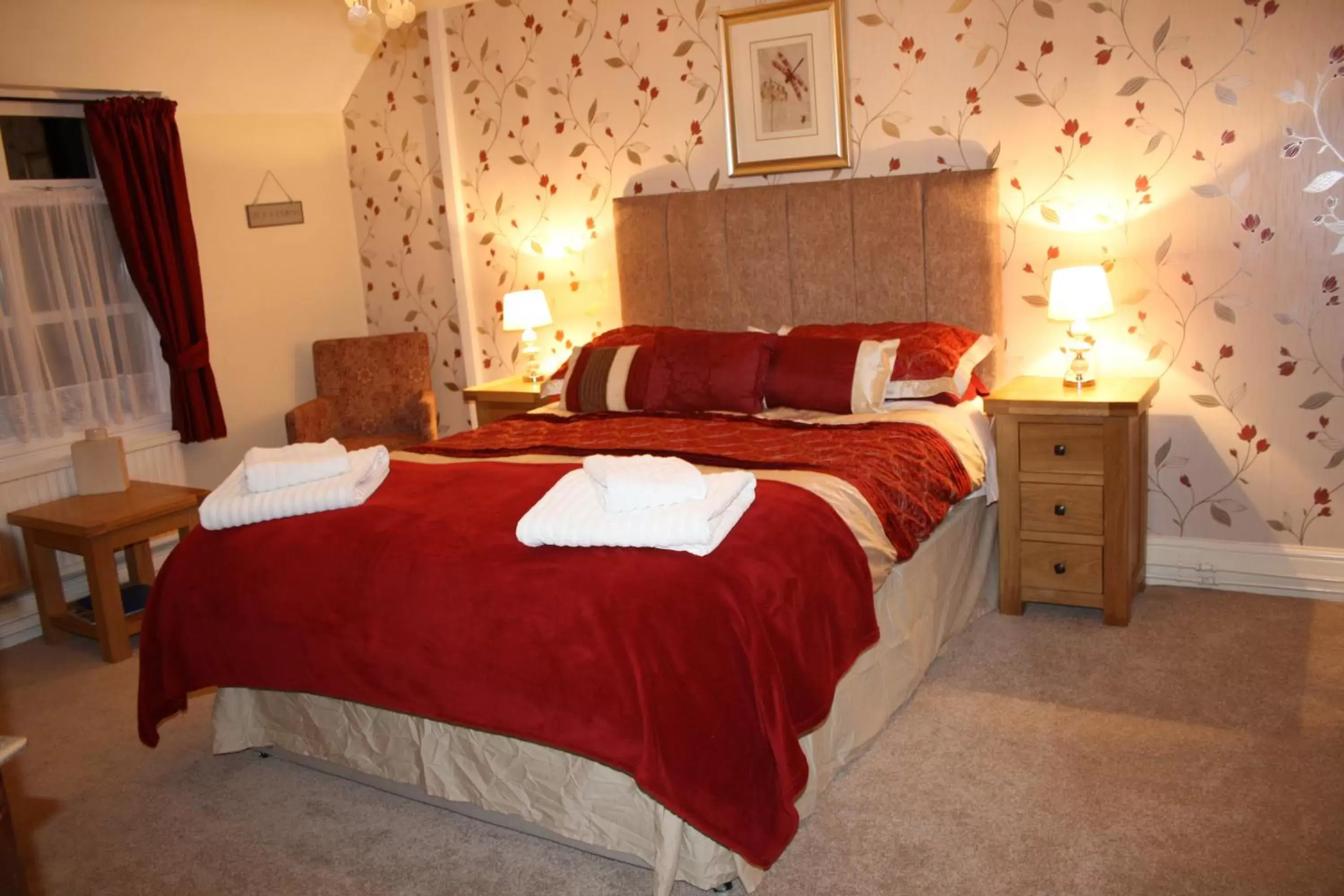 Bed in The White Lion Inn