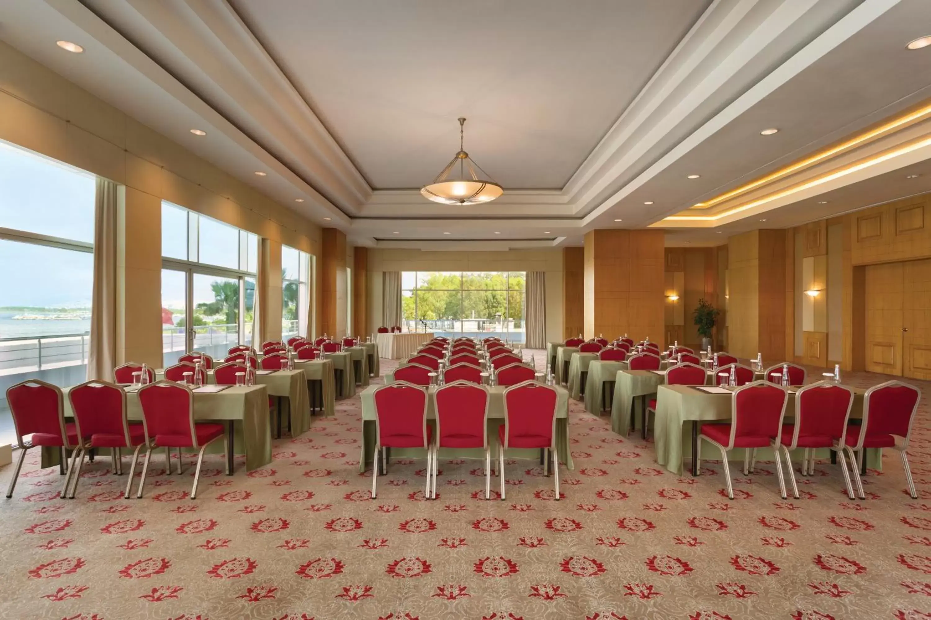 Business facilities, Banquet Facilities in Wyndham Grand İzmir Özdilek