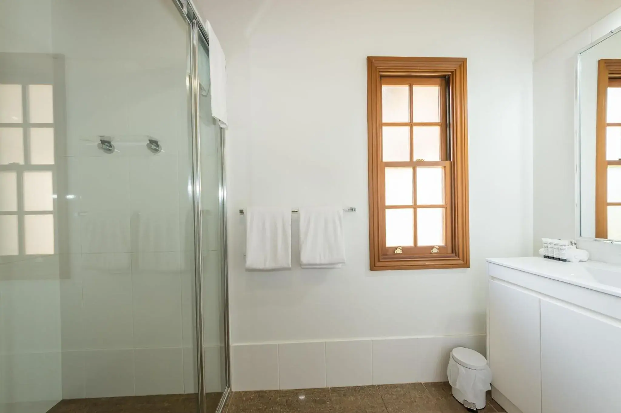 Bathroom in Clarendon Forest Retreat