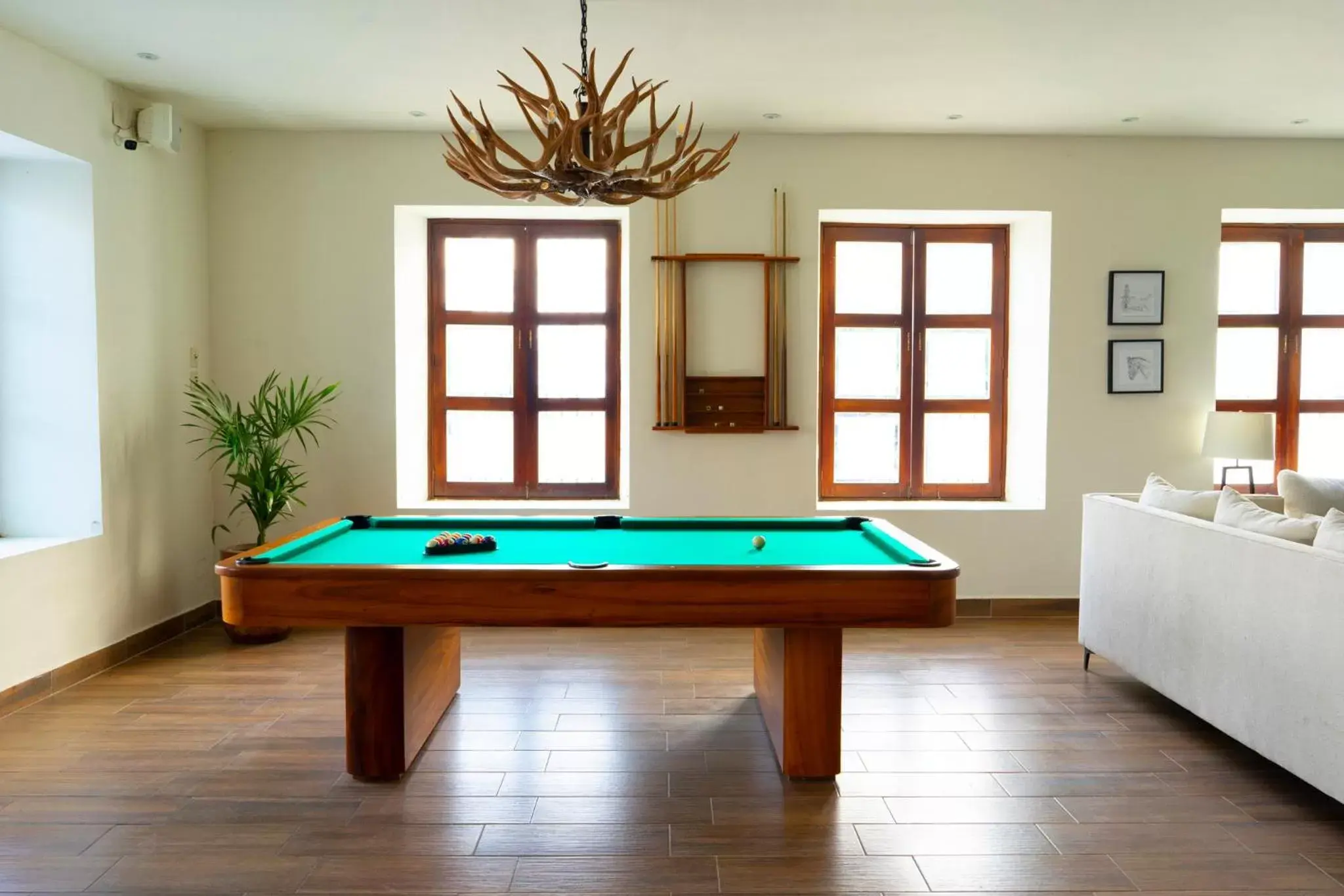 Property building, Billiards in Nukari Quinta Boutique