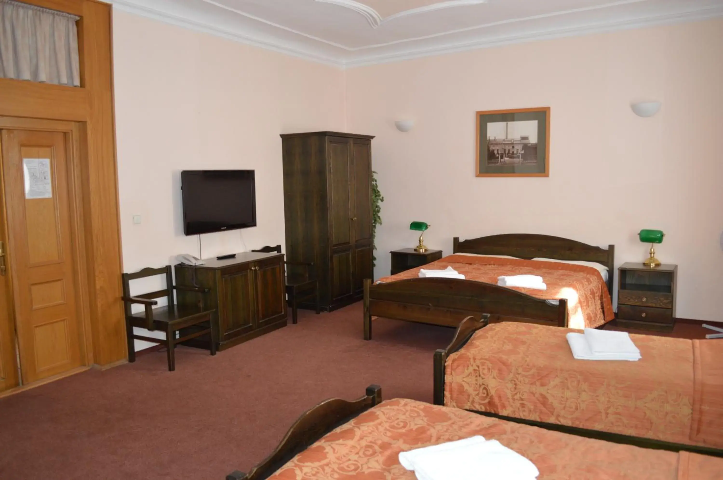 Photo of the whole room, Bed in U Medvidku-Brewery Hotel