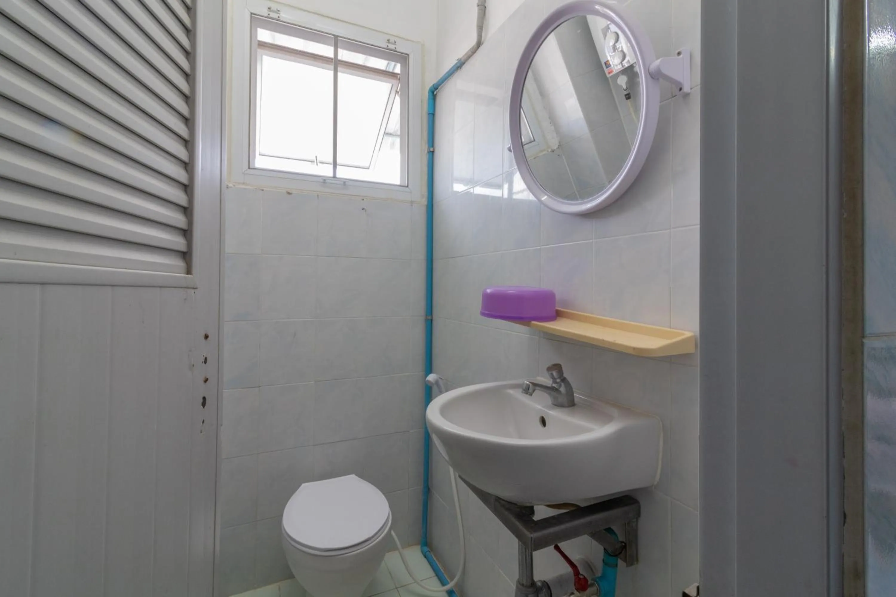 Bathroom in New Central Guesthouse