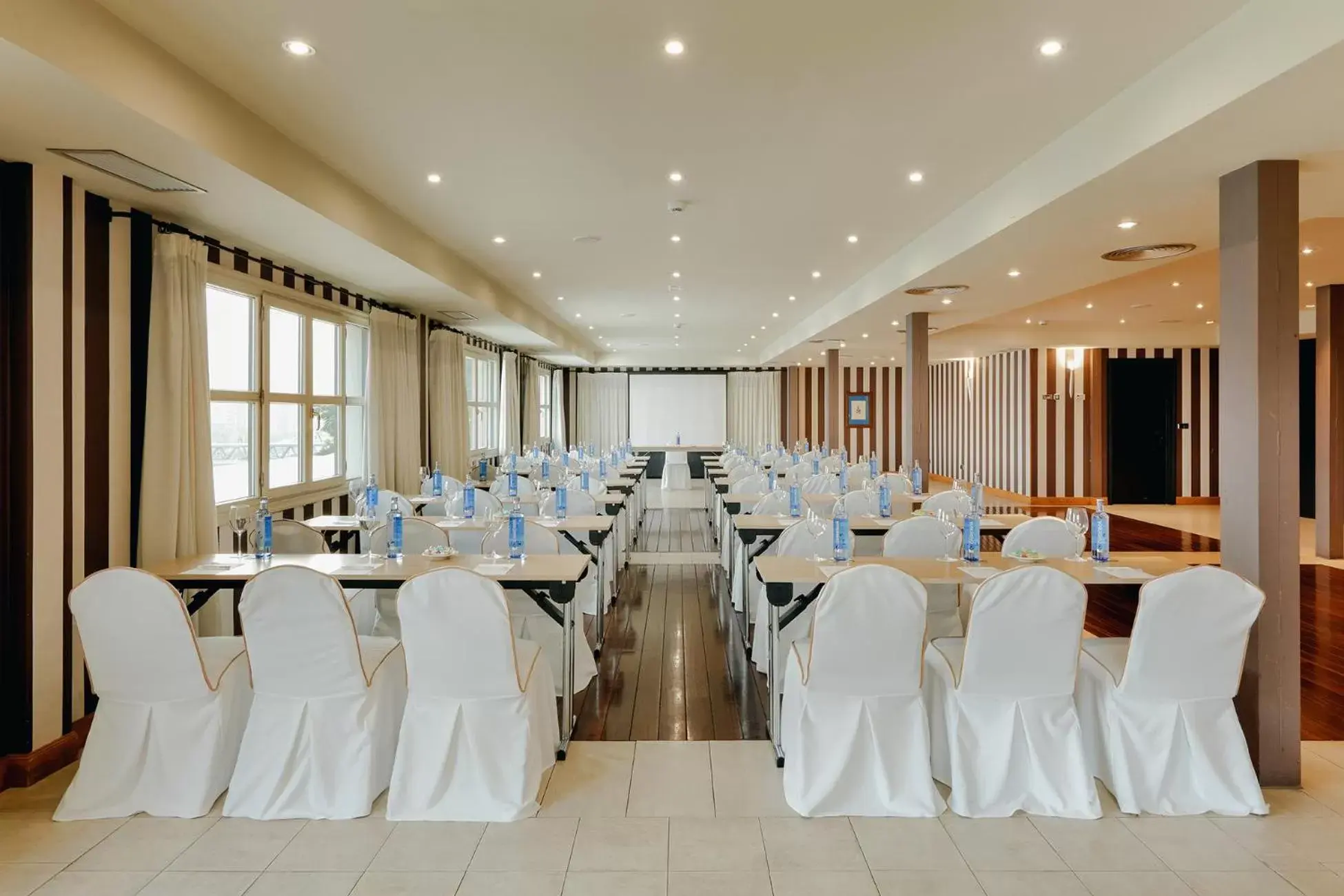 Meeting/conference room, Banquet Facilities in Abba Euskalduna Hotel