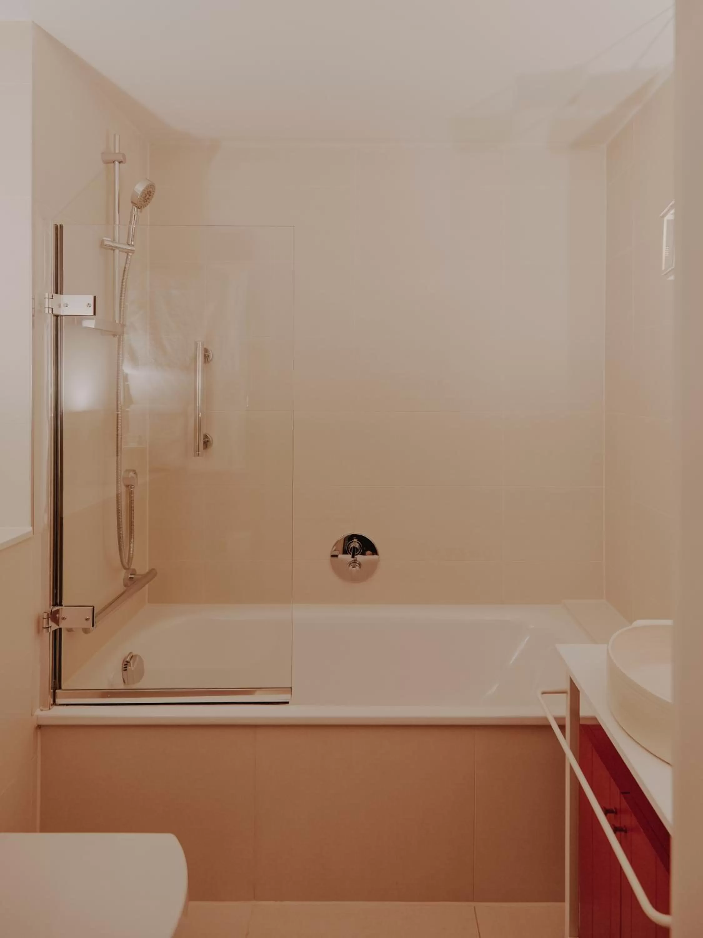 Bathroom in No 1 by GuestHouse, York