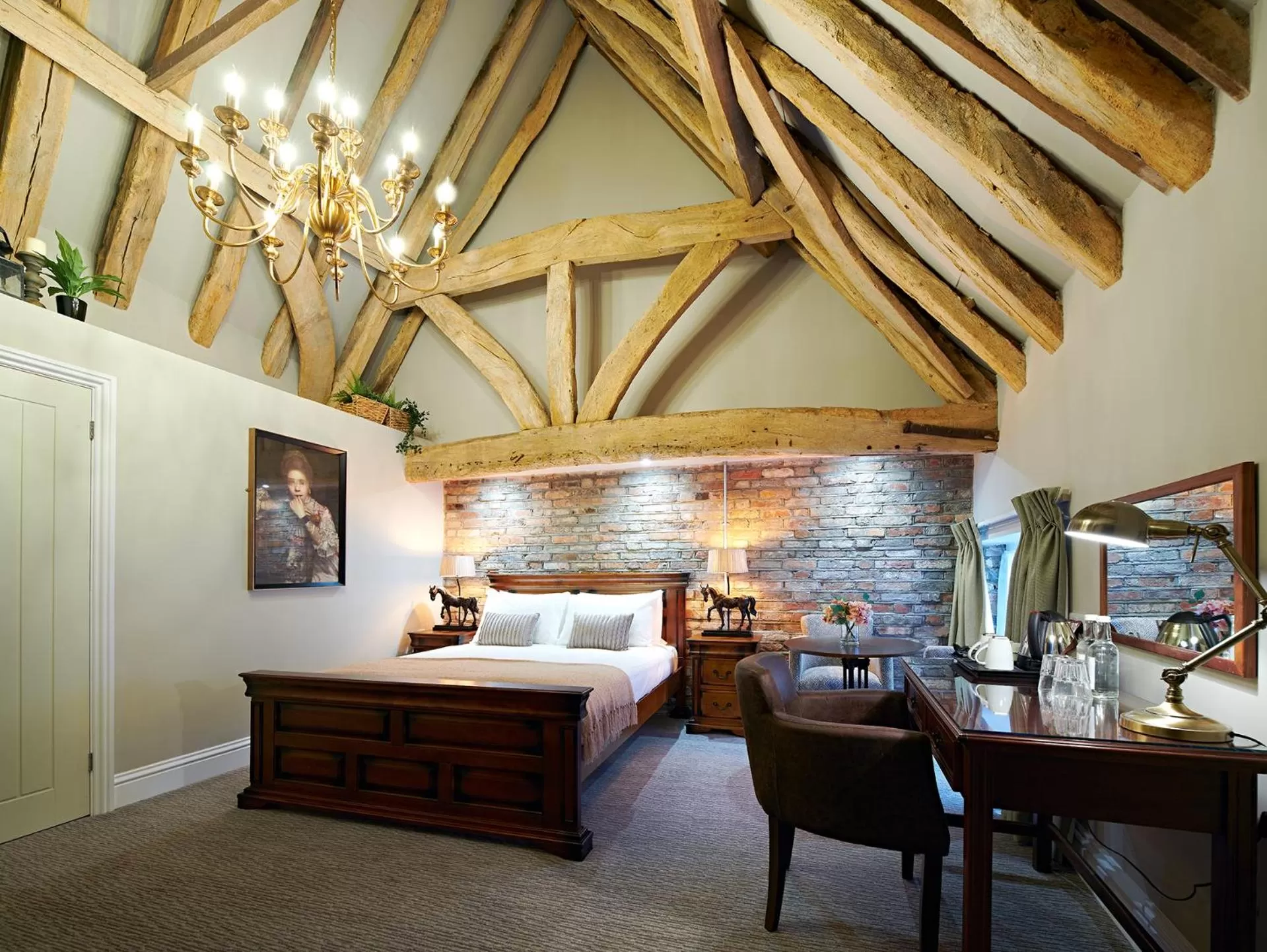 Photo of the whole room, Bed in The Merchant's House, BW Signature Collection