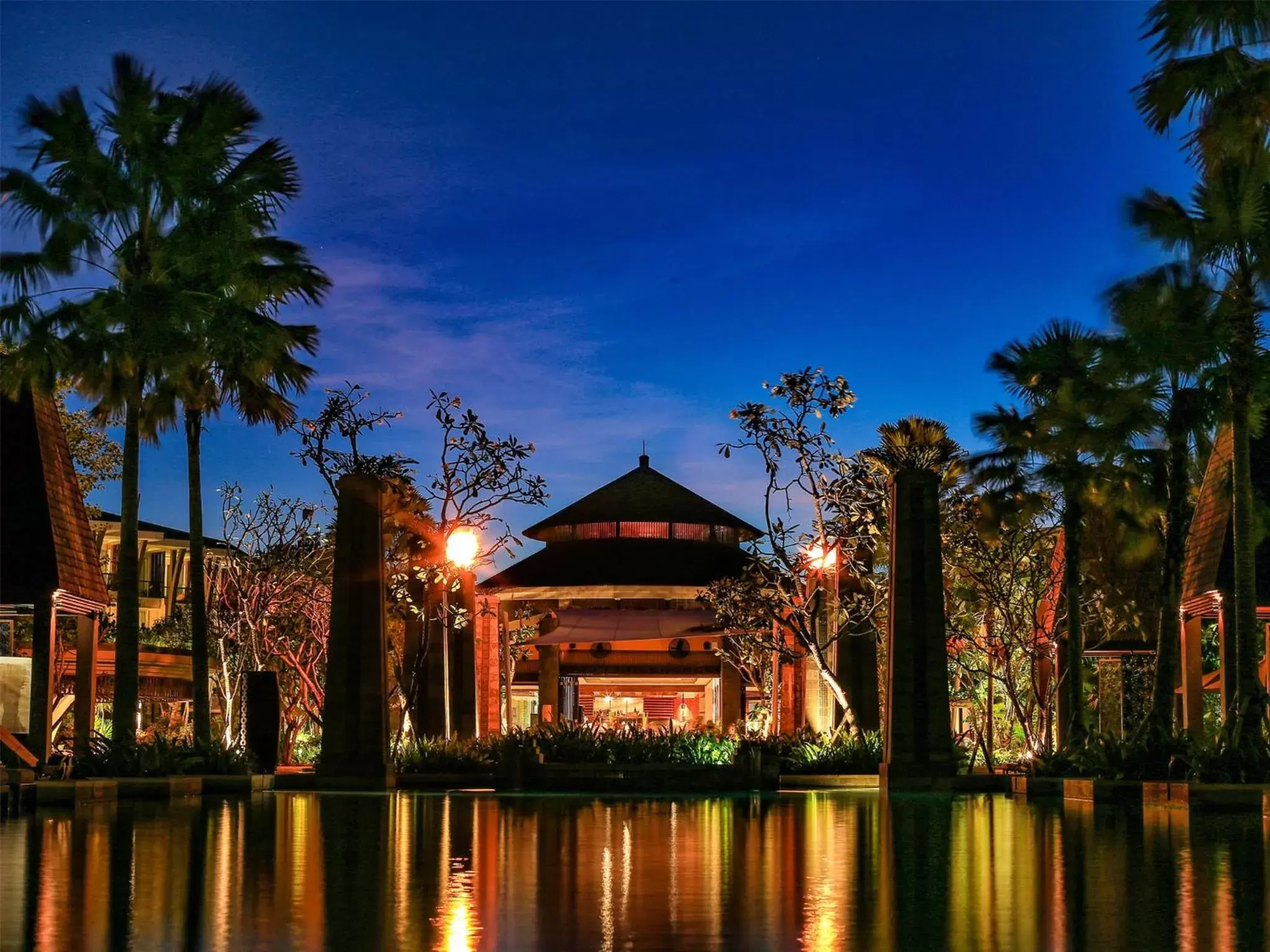 Swimming pool, Property Building in Sofitel Bali Nusa Dua Beach Resort