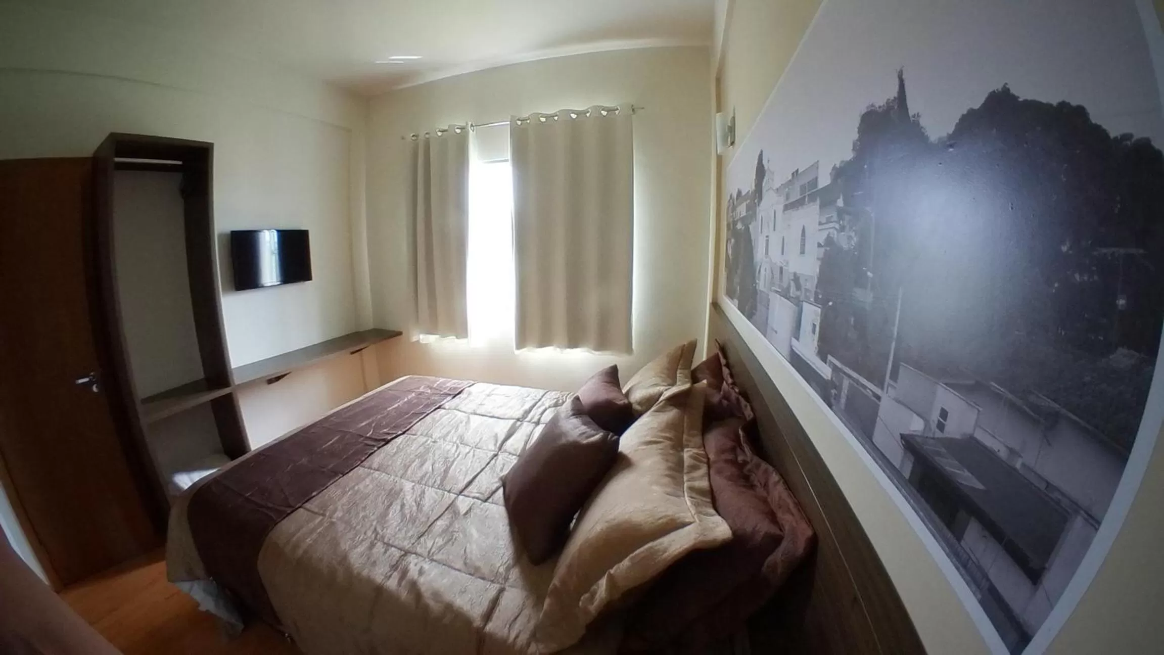 Photo of the whole room in Hotel Pit Stop Oliveira-MG