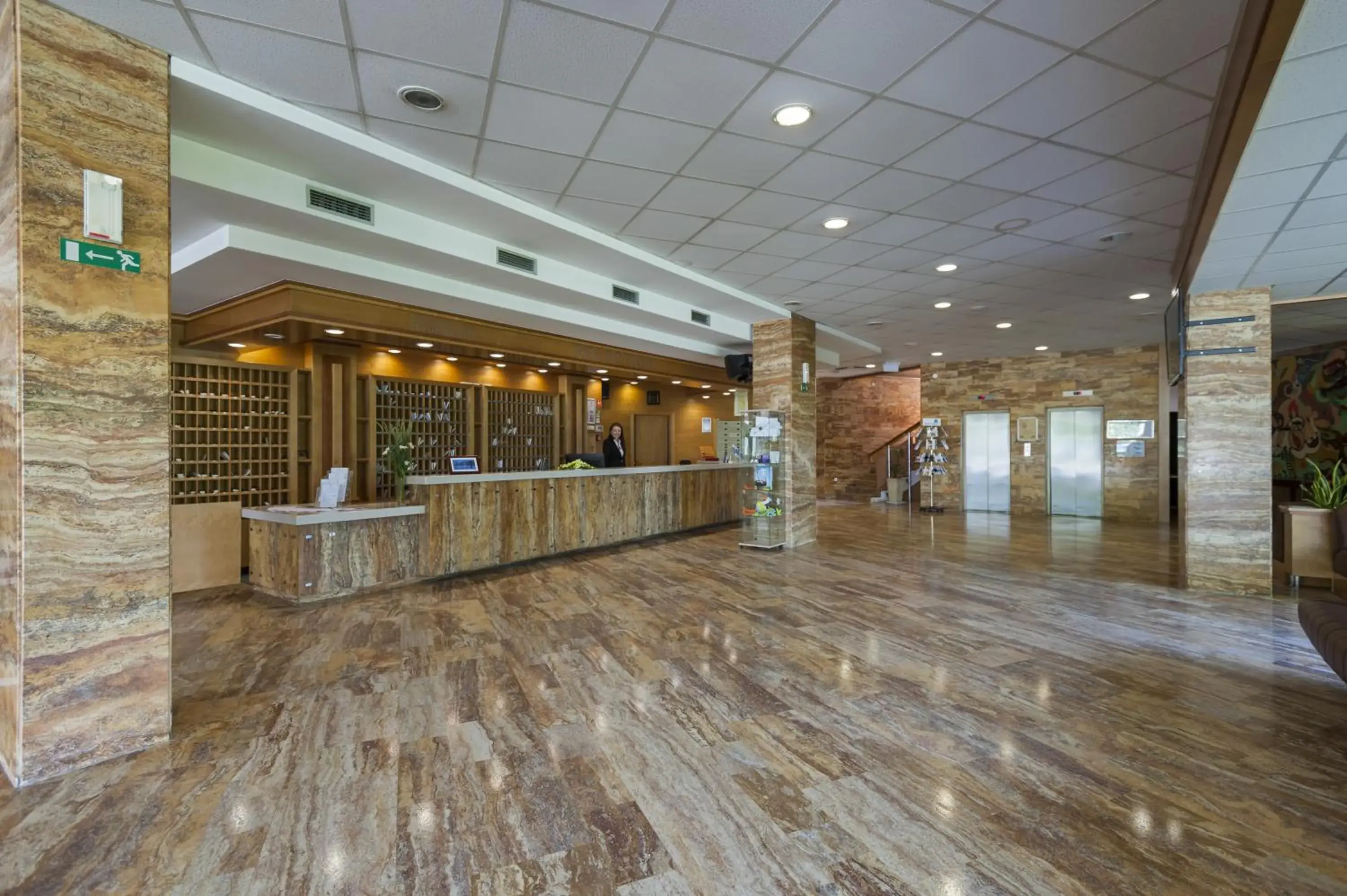 Communal lounge/ TV room, Lobby/Reception in Hotel Termal - Terme 3000 - Sava Hotels & Resorts
