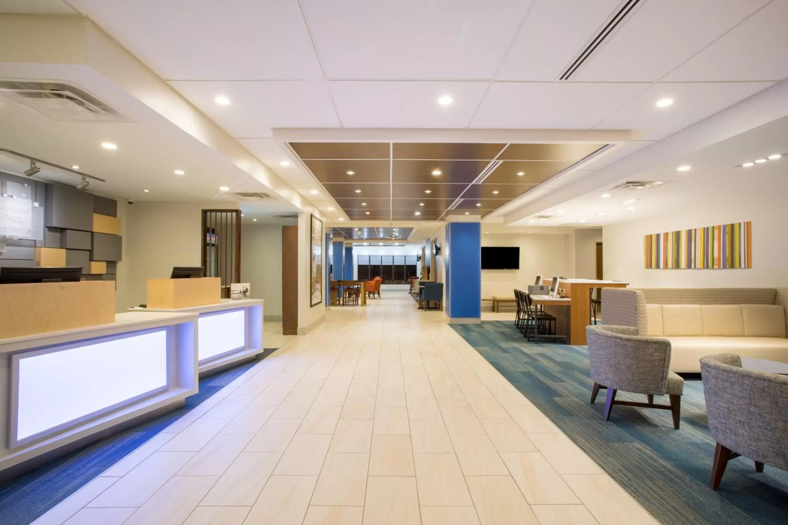 Property building, Lobby/Reception in Holiday Inn Express & Suites Owings Mills-Baltimore Area, an IHG Hotel