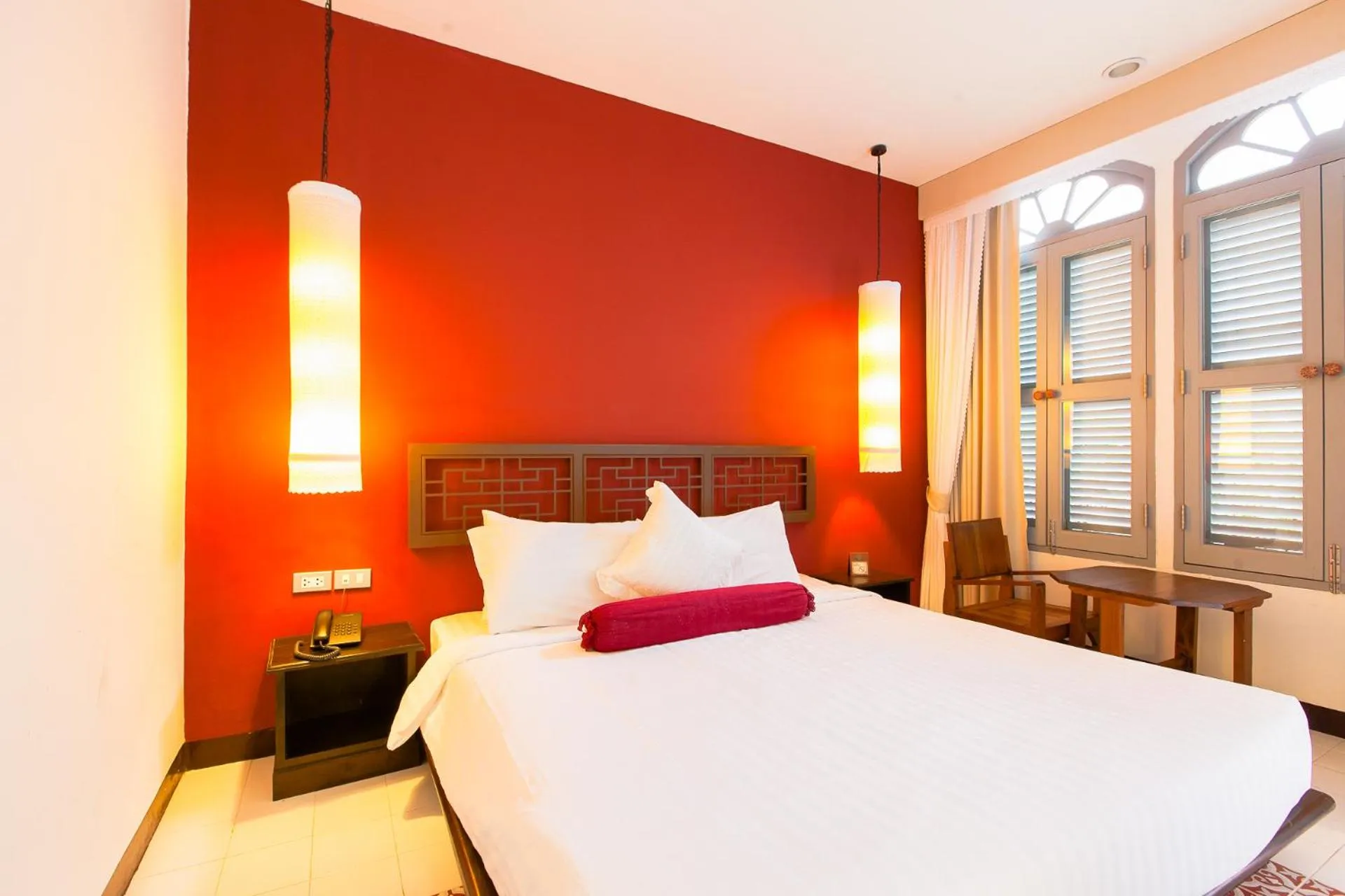 Photo of the whole room, Bed in The Memory at On On Hotel