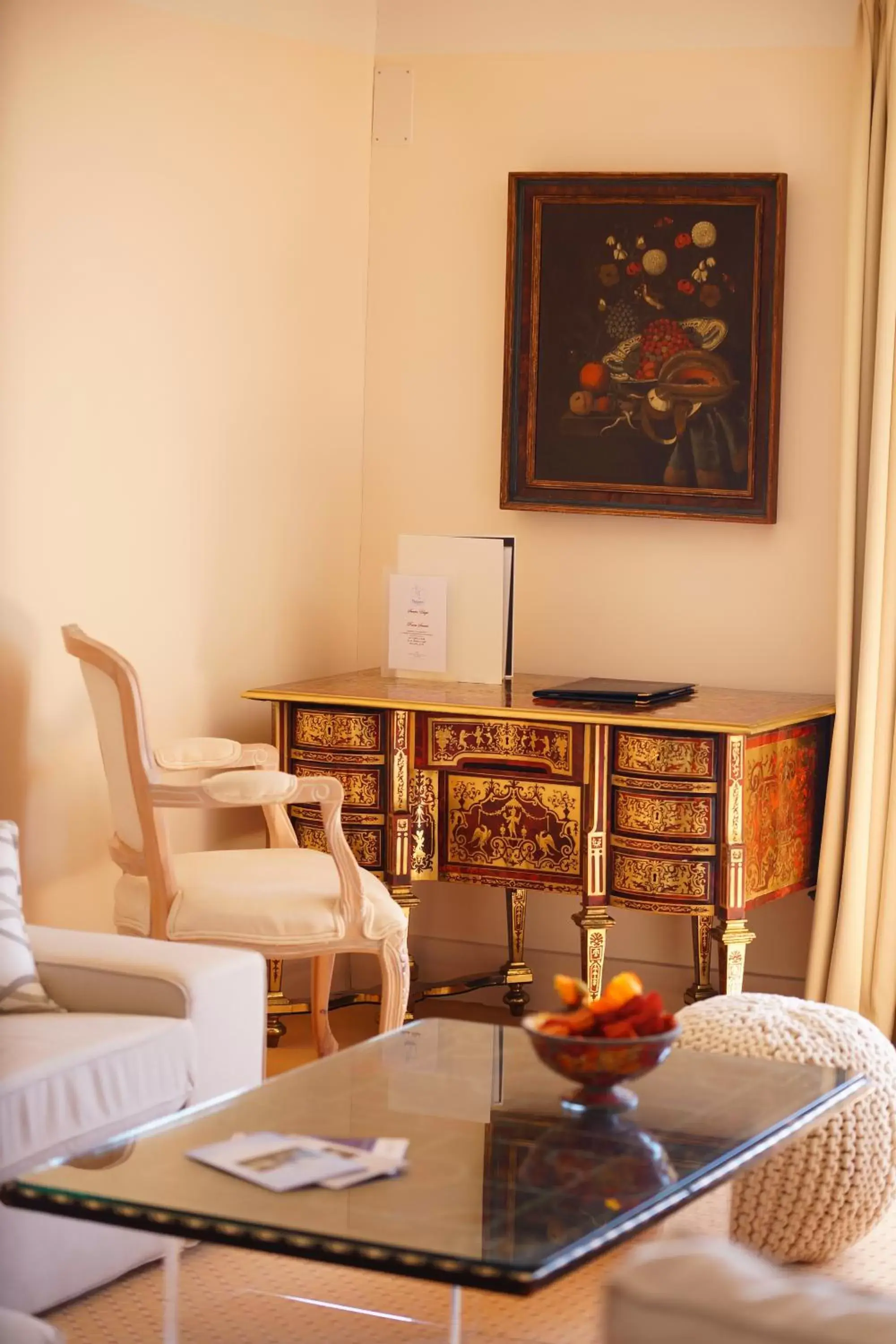 Living room in Hôtel du Grand Lac Excelsior