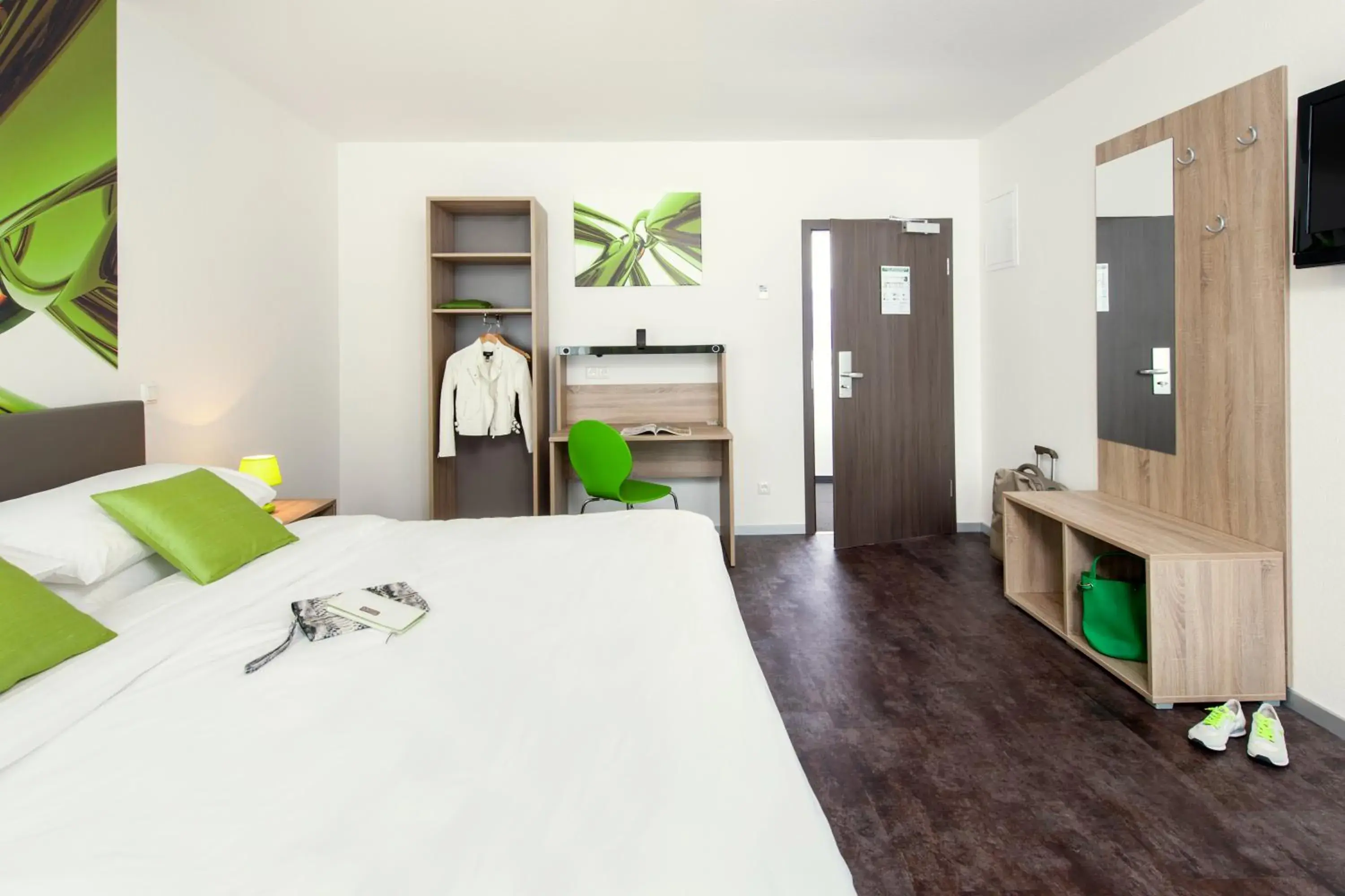 Photo of the whole room, Bed in ibis Styles Arnsberg Sauerland