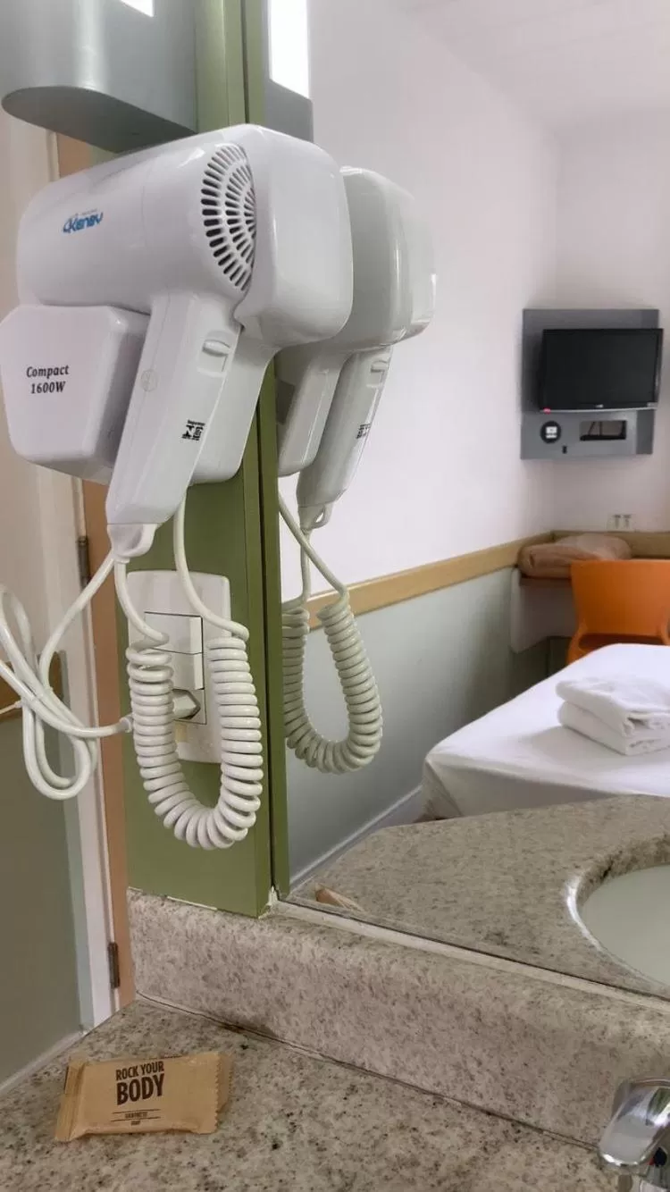 Bedroom in ibis budget Piracicaba