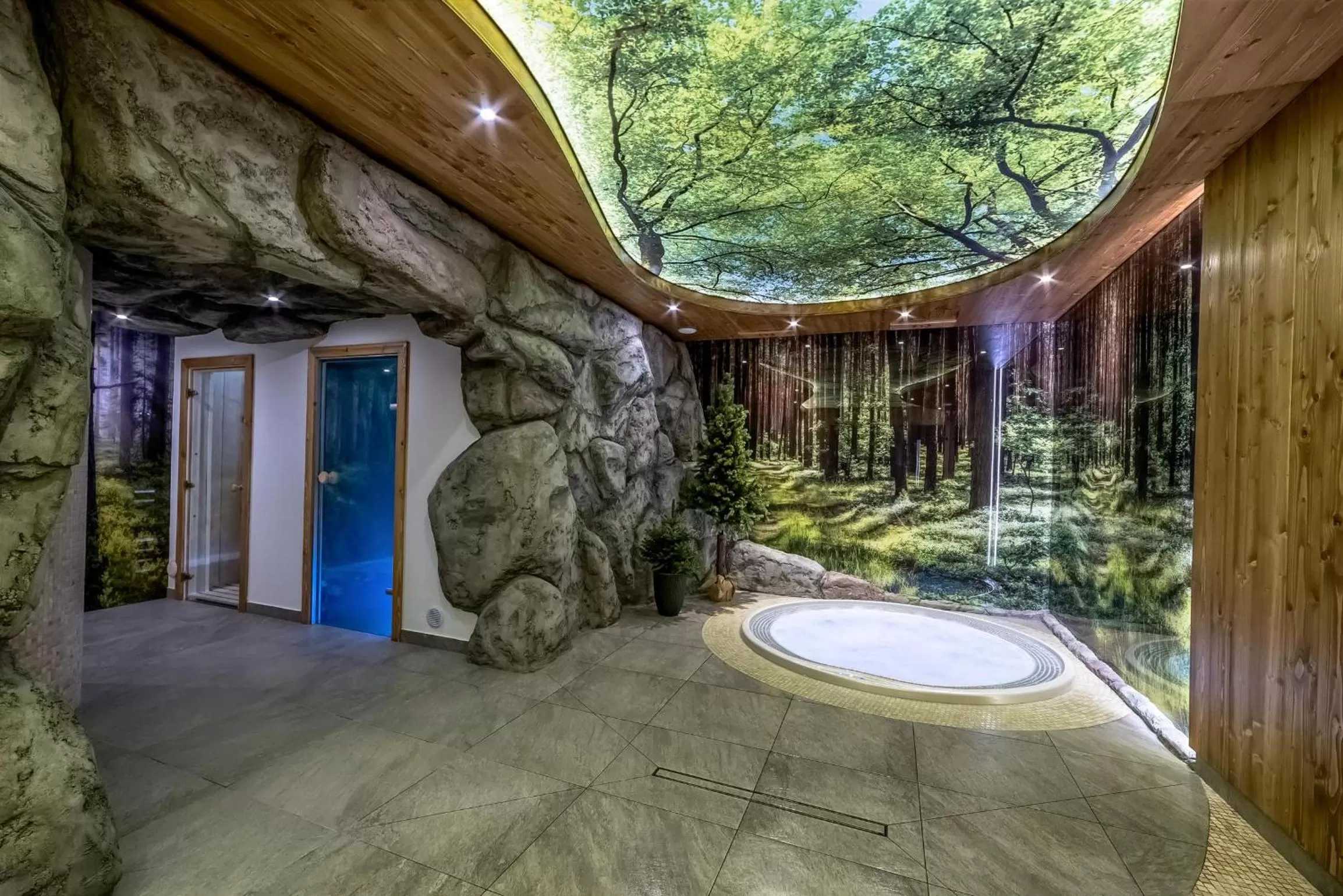 Hot Tub in Hotel Górski