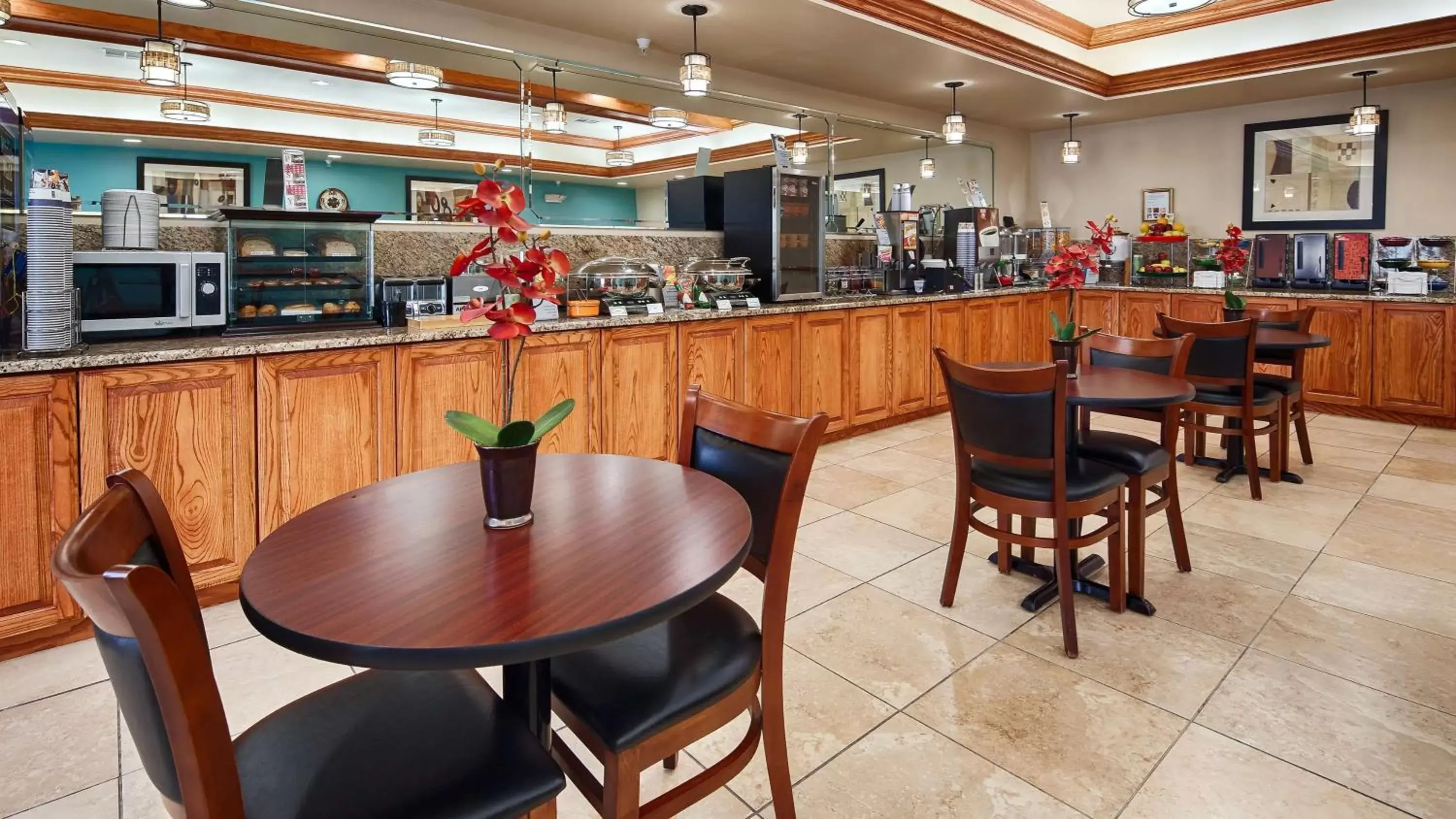 Restaurant/Places to Eat in Best Western Plus Monahans Inn and Suites